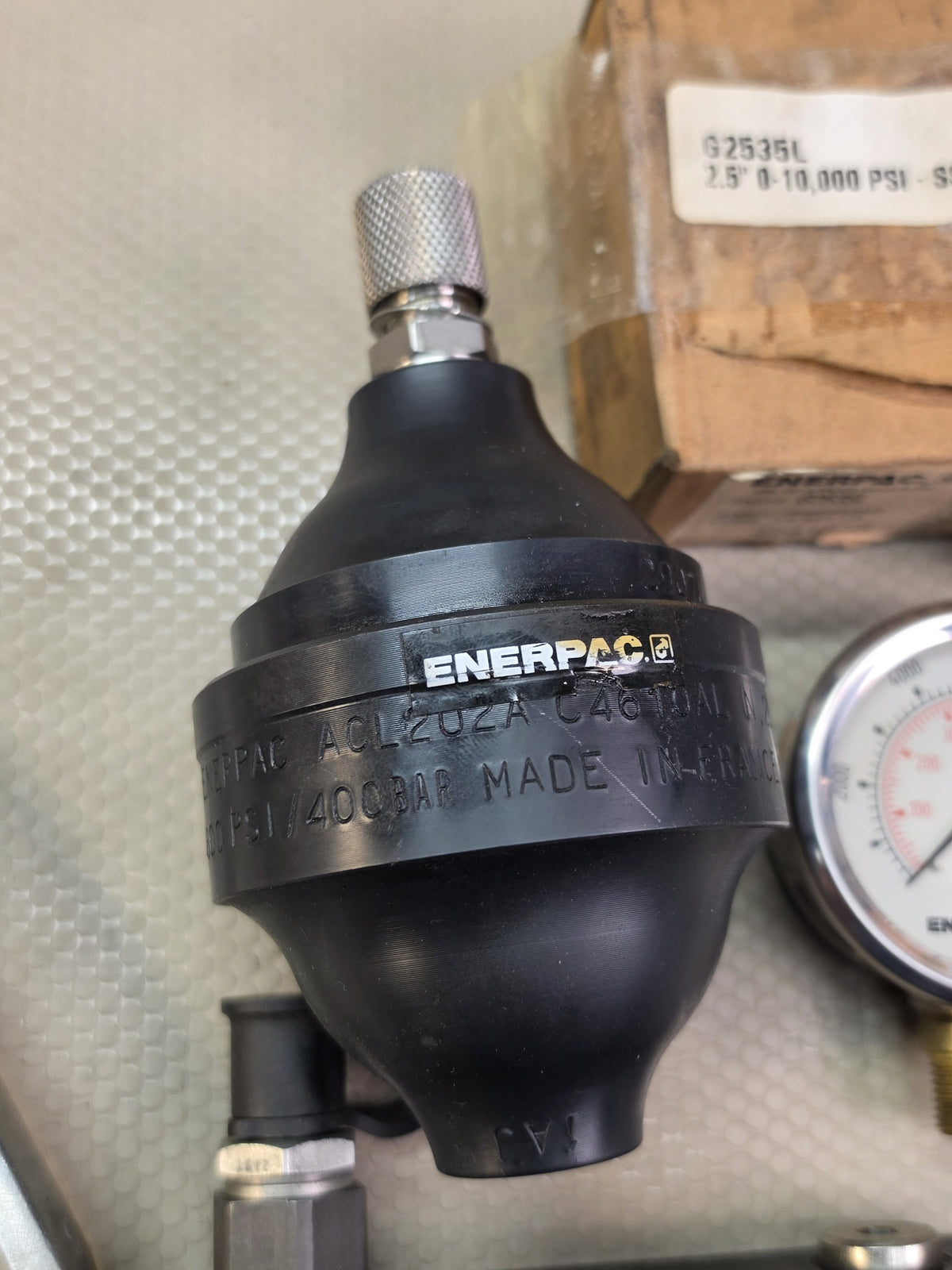 Enerpac ACBS202A Accumulator Coupler Package ACL202A G2535L Gauge 5800 PSI - NEW
