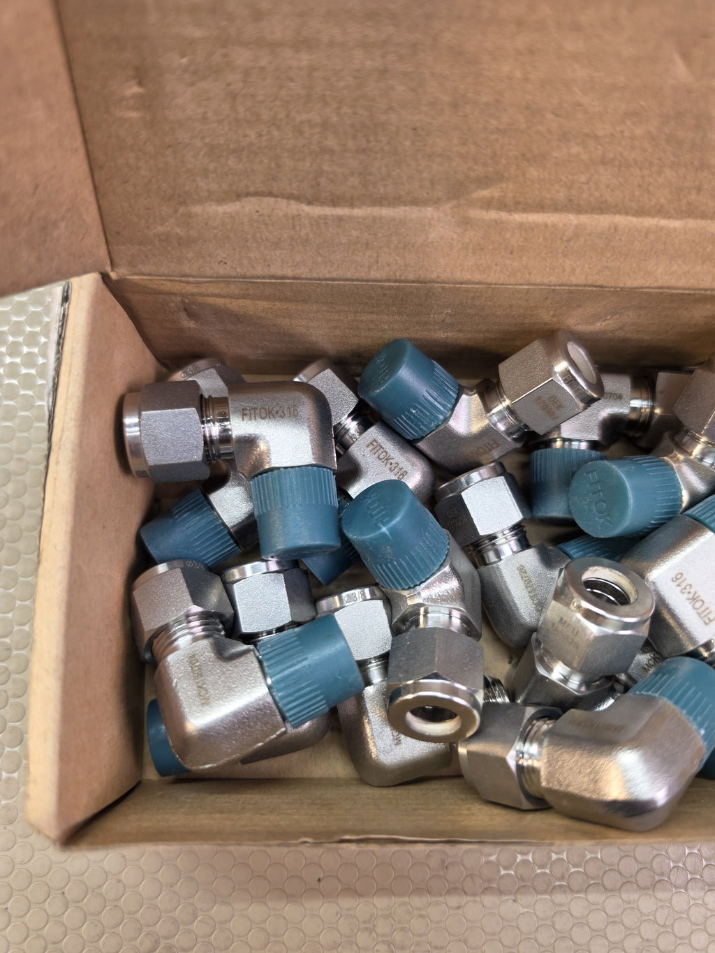 FITOK SS-LM-FL6-NS4 316 SS Male Elbow 3/8 Tube x 1/4 NPT Fits SS-600-2-4 *15 LOT