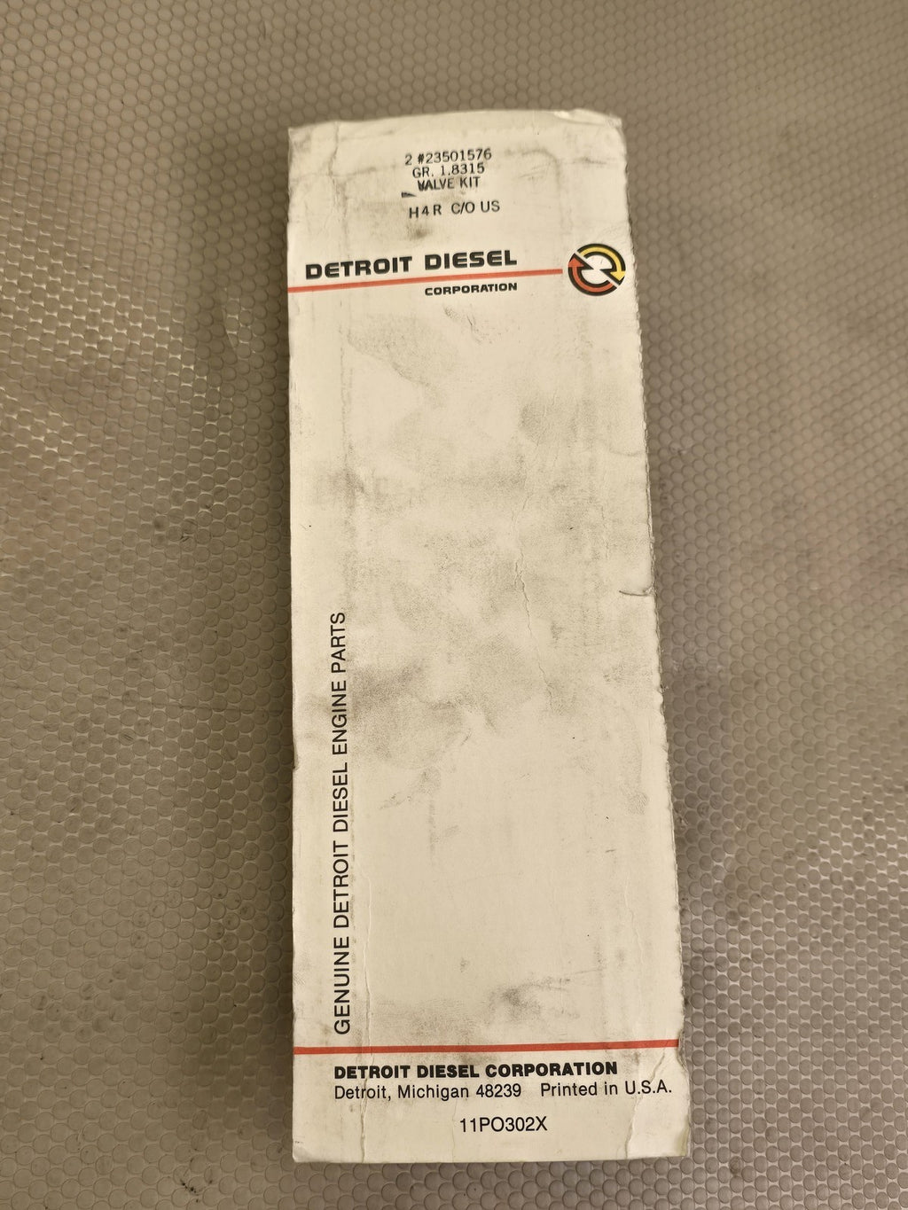 Detroit Diesel 23501576 Genuine Intake Valve Kit Series 50 60 Engine Set of 2