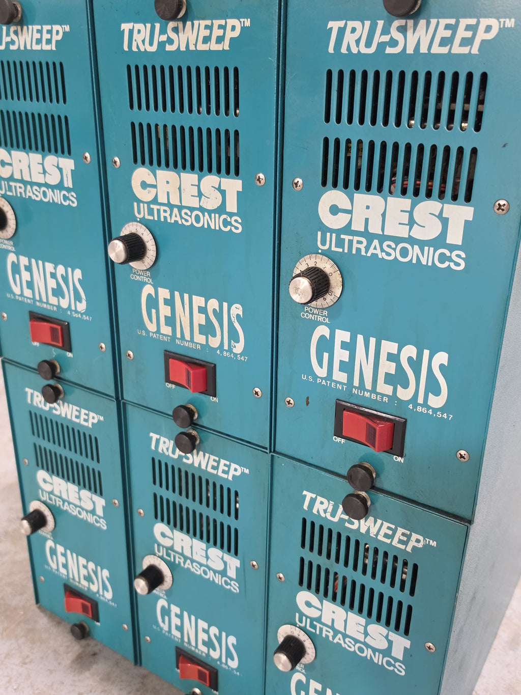 CREST ULTRASONICS 4G-500-6-T TRU-SWEEP GENESIS Ultrasonic Generator 240V 4A 500 Watt