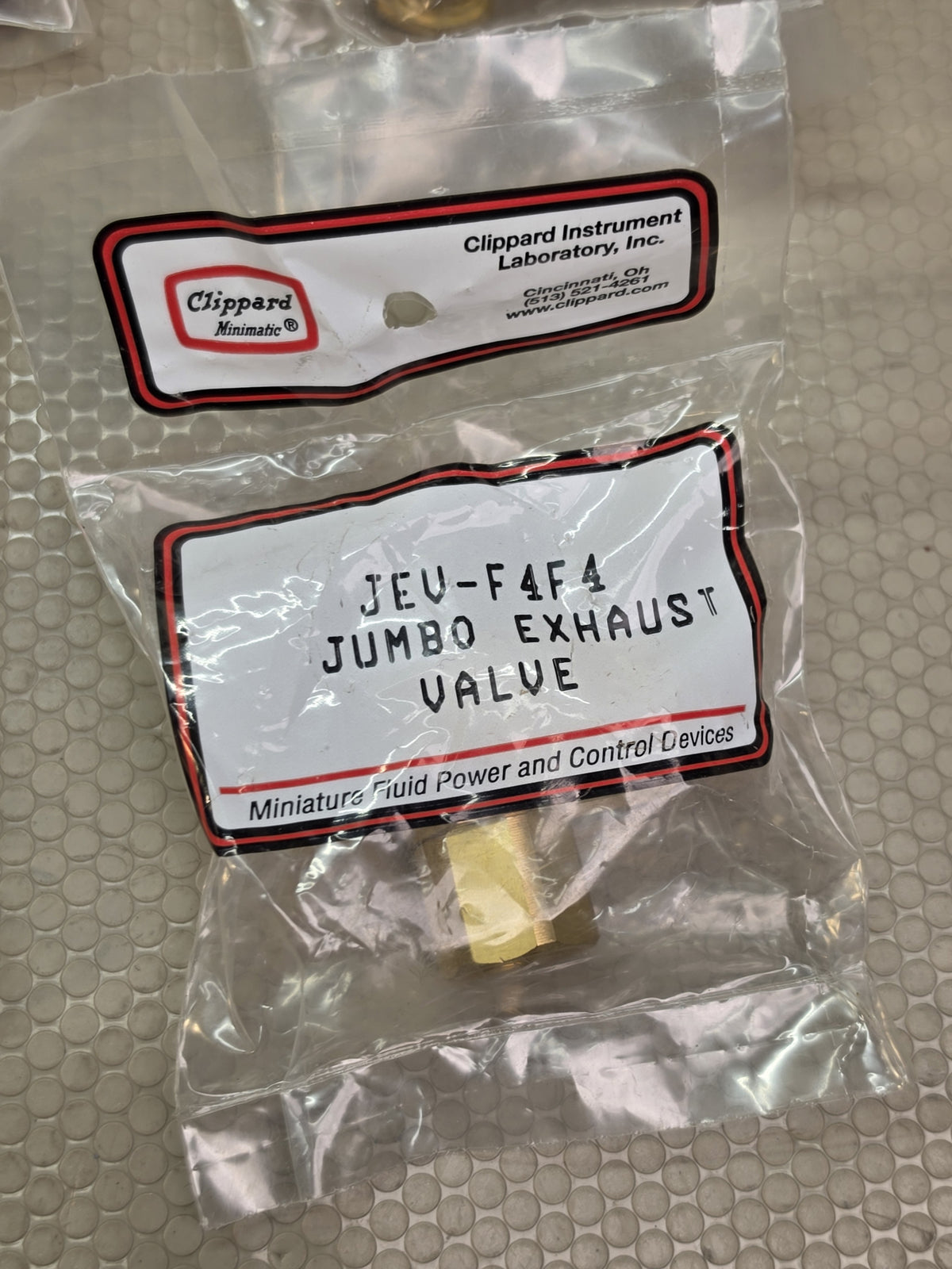 Clippard JEV-F4F4 Jumbo Quick Exhaust Valve 1/4 NPT Brass Pneumatic *Lot of 4*