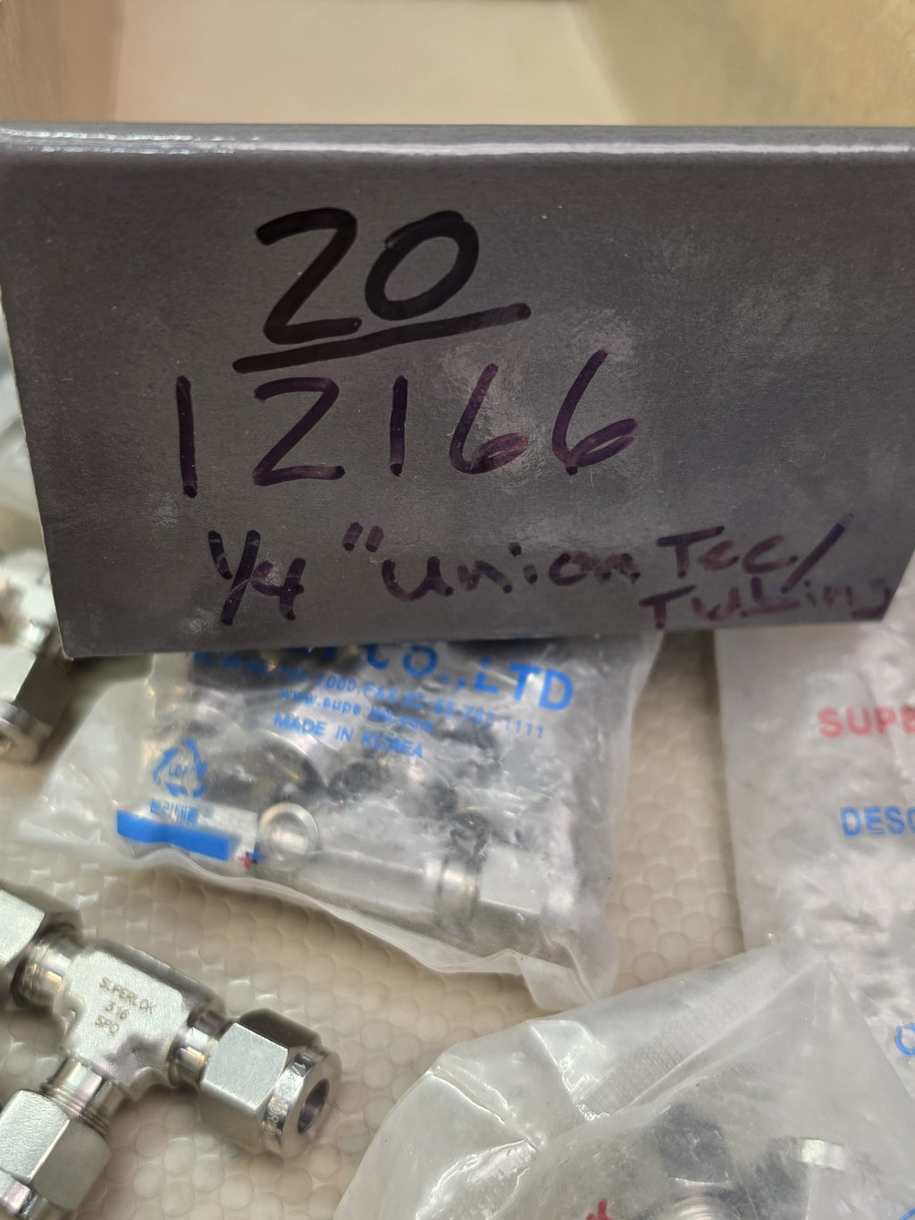 Superlok SUT-4-S316 1/4" SS Tube Union Tee 316 Compression Fittings *Lot of 20*