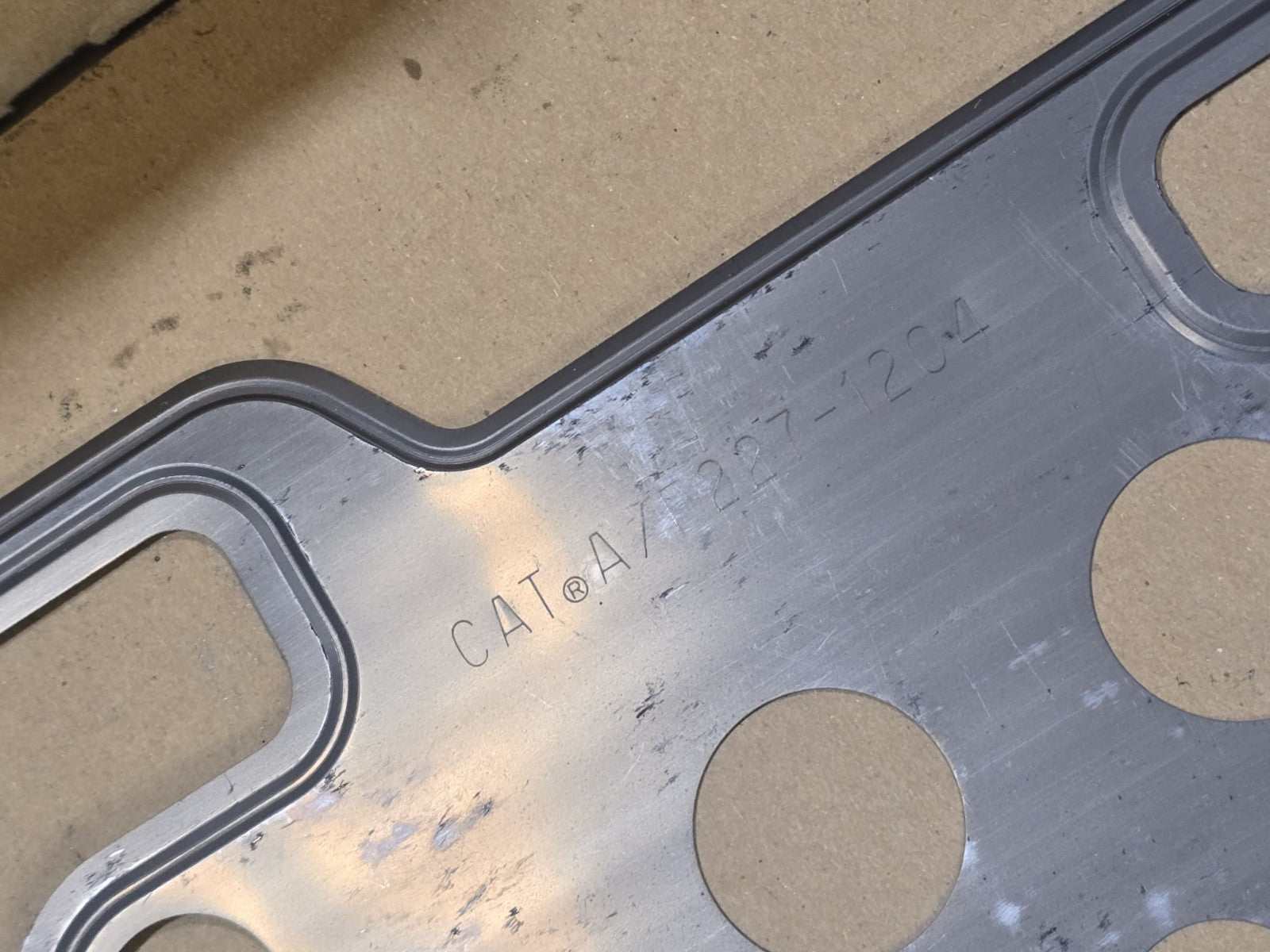 Genuine CAT OEM 257-2754 C15 Single Cylinder Head Gasket Kit 124 Caterpillar