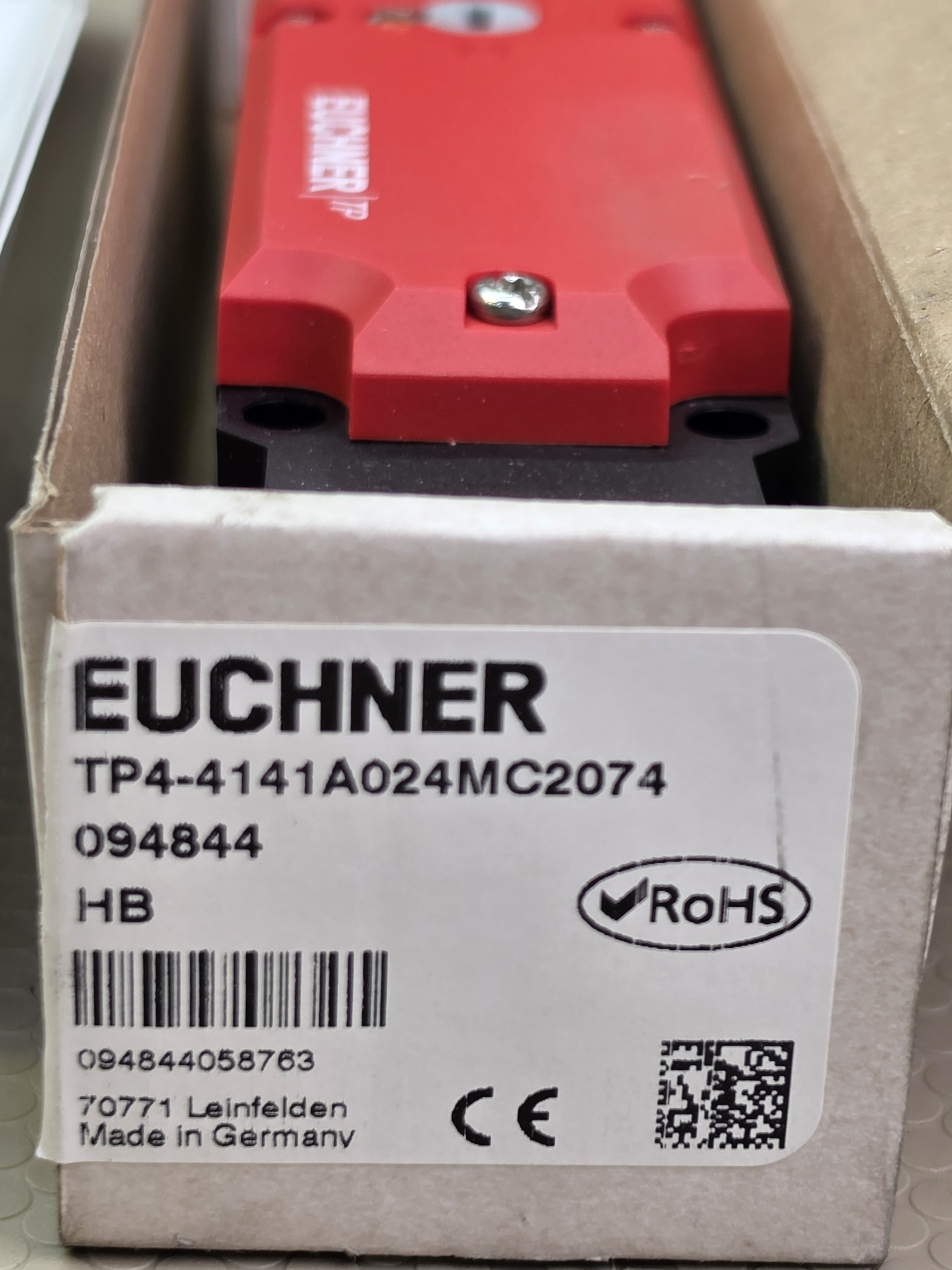 EUCHNER TP4-4141A024MC2074 Safety Switch Magnetic Coded