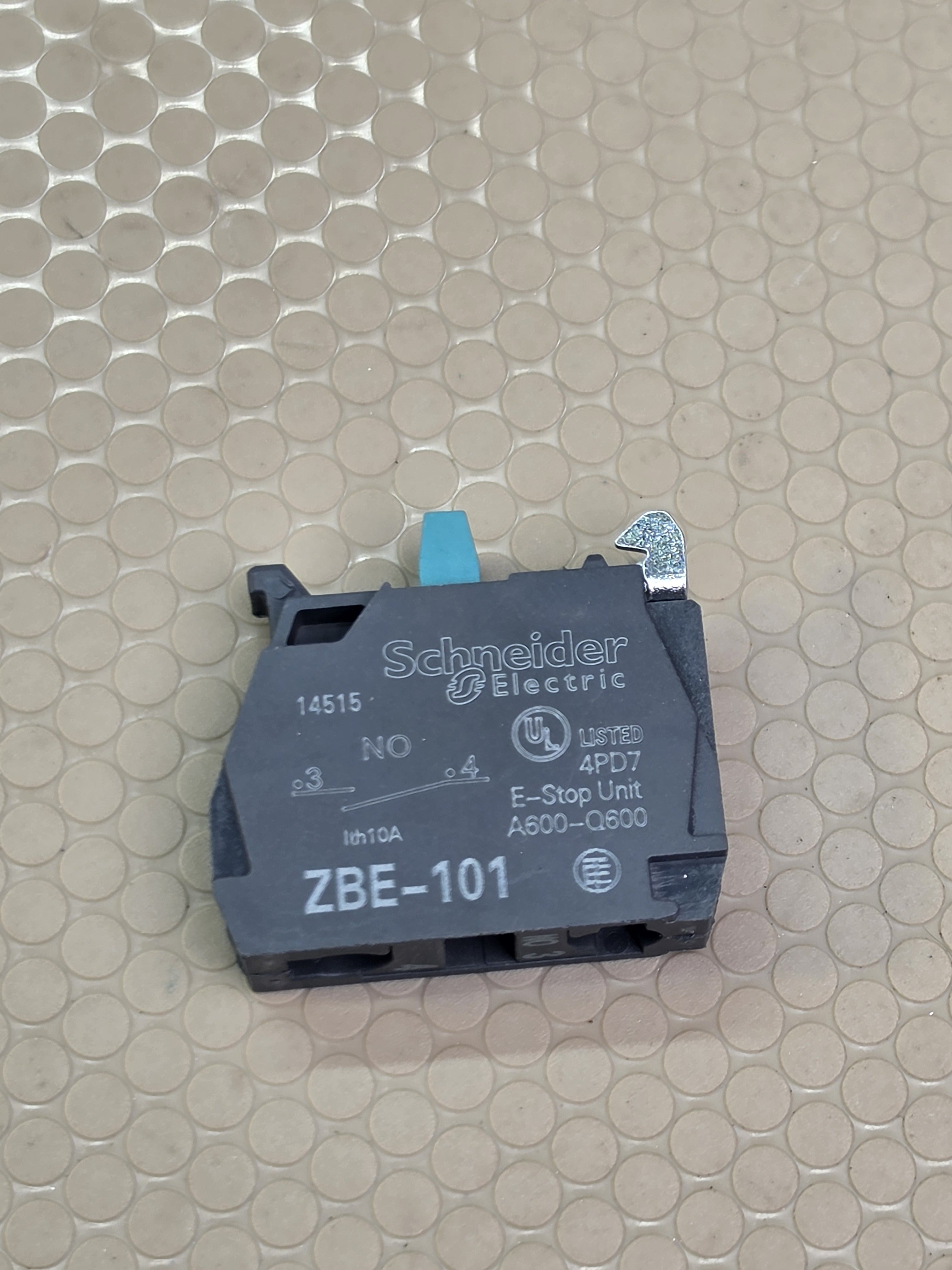 Schneider Electric ZBE-101 E-Stop Unit NO Contact Block Ith10A A600-Q600