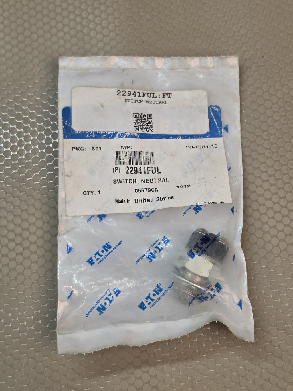 Eaton 22941FUL Neutral Switch Industrial Electrical Sensor