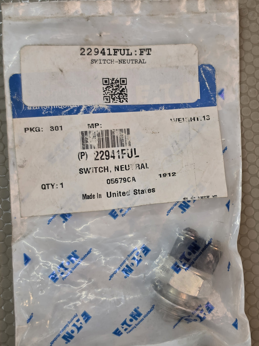 Eaton 22941FUL Neutral Switch Industrial Electrical Sensor