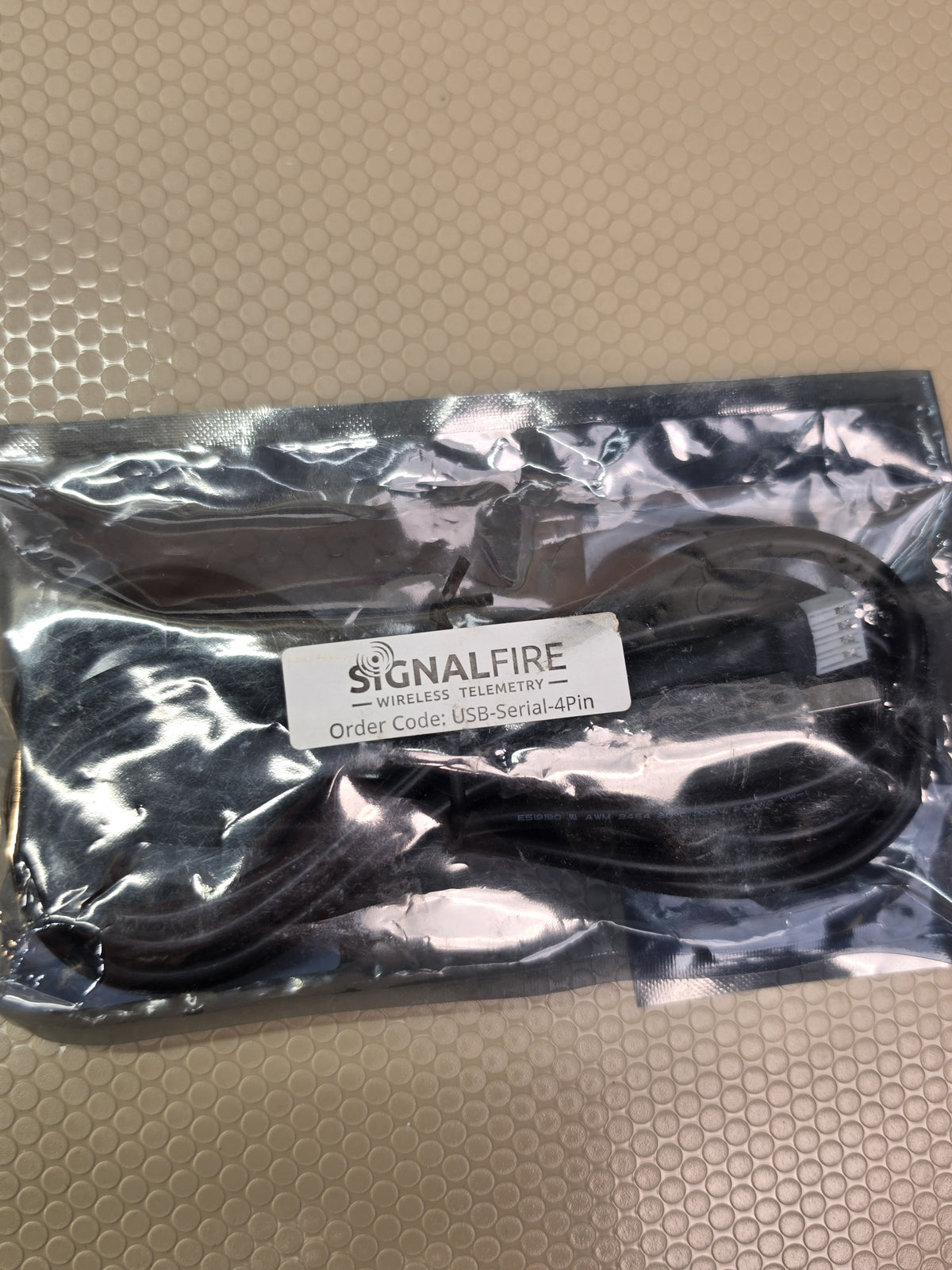 SignalFire USB to Serial 4-Pin Programming Cable TTL-232RG-VIP-TE SF002 New