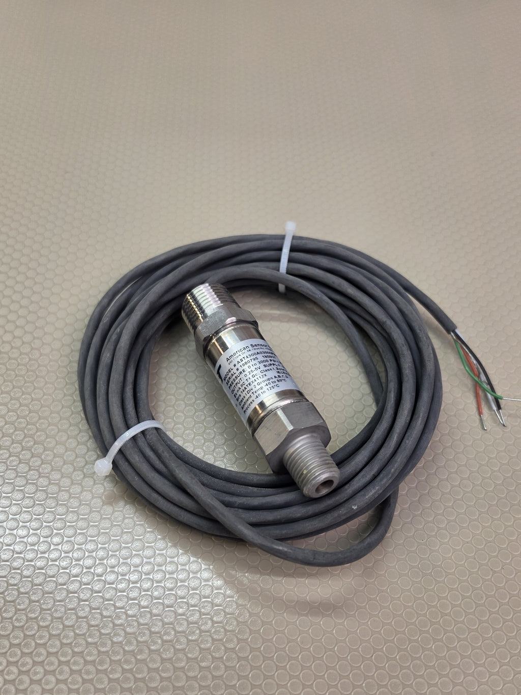 AST American Sensor AST4300A03000P Pressure Transducer 0-3000 PSI Class I Div 2