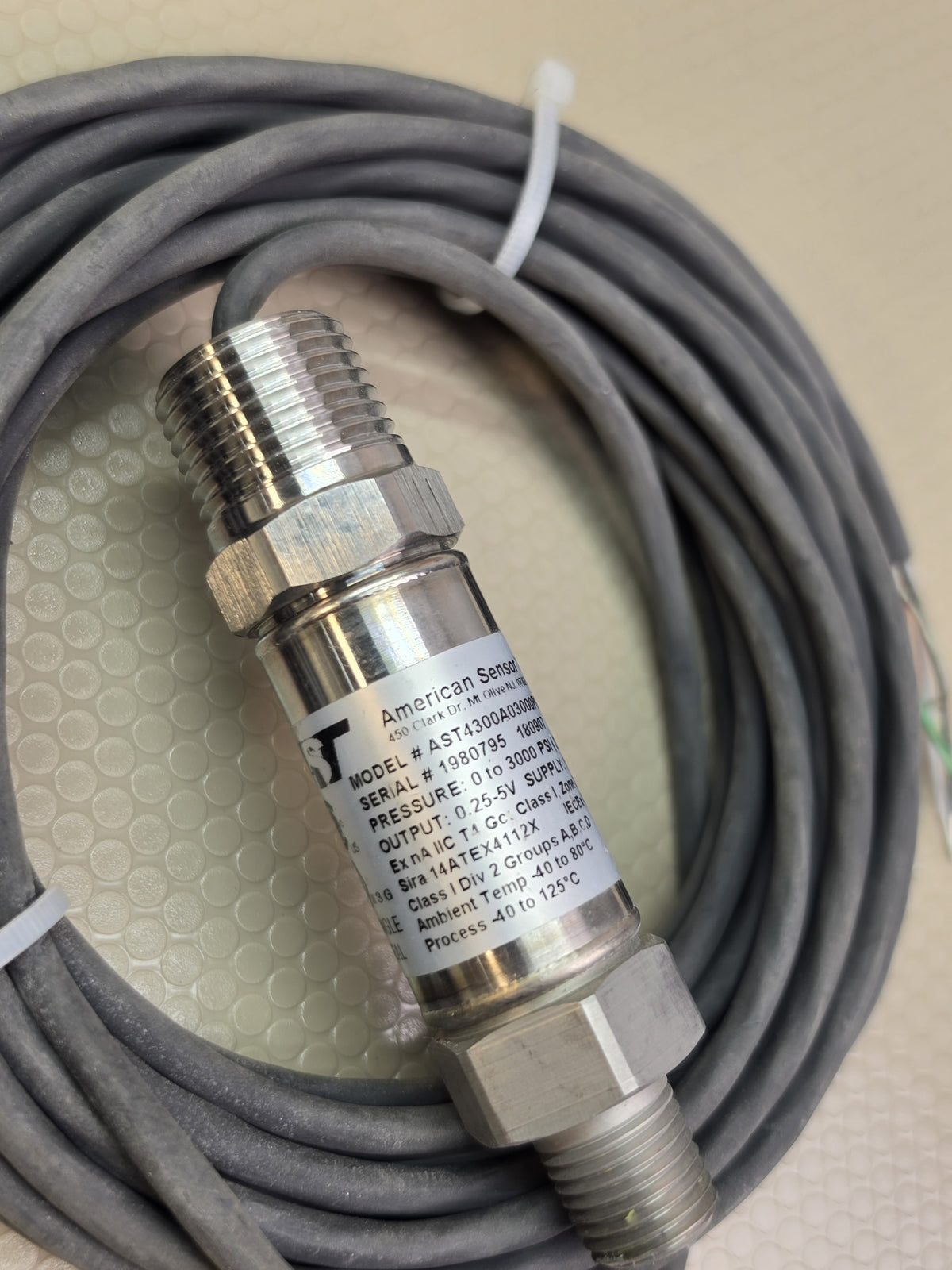 AST American Sensor AST4300A03000P Pressure Transducer 0-3000 PSI Class I Div 2