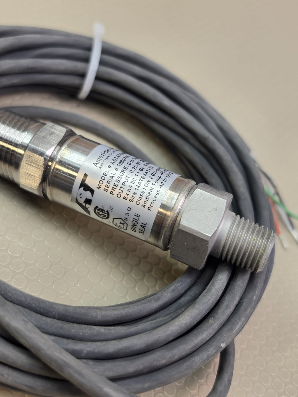 AST American Sensor AST4300A03000P Pressure Transducer 0-3000 PSI Class I Div 2