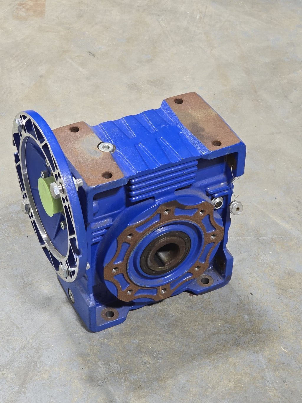 TEC TCNDK110R50F100B5 Worm Gear Reducer Gearbox 50:1 Ratio 100B5 Input Flange