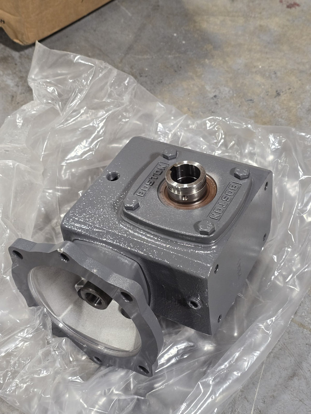 Boston Gear HF718-30-B5-H-P16 Worm Gear Speed Reducer 30:1 Ratio 0.65HP 56C