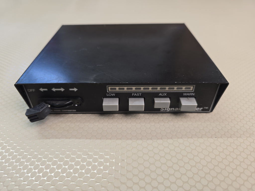 FEDERAL SIGNAL CORPORATION 331102 SignalMaster Traffic Advisor Controller 12V