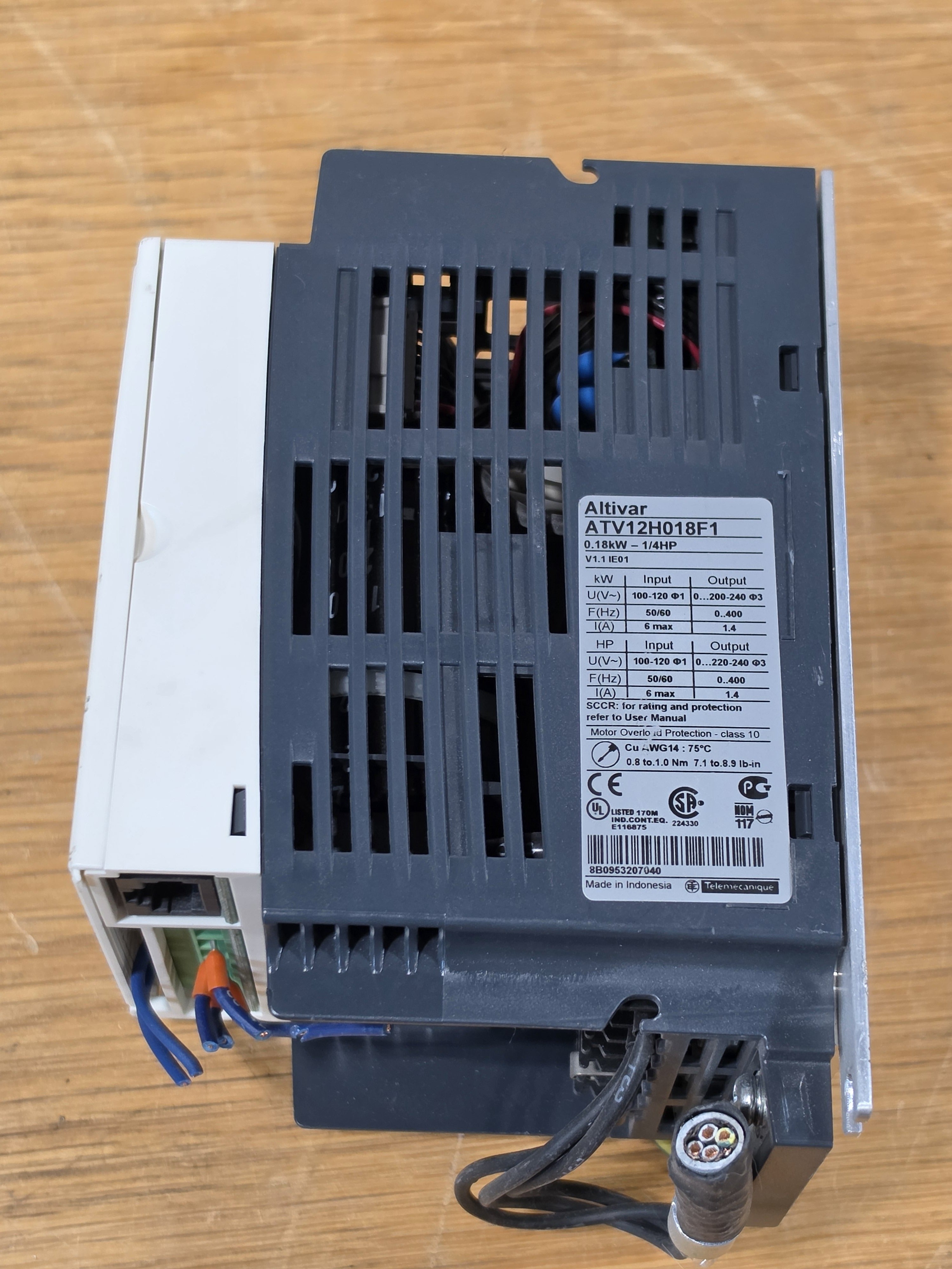 Schneider Electric ATV12H018F1 Altivar Variable Frequency Drive 0.18kW 1/4HP 100