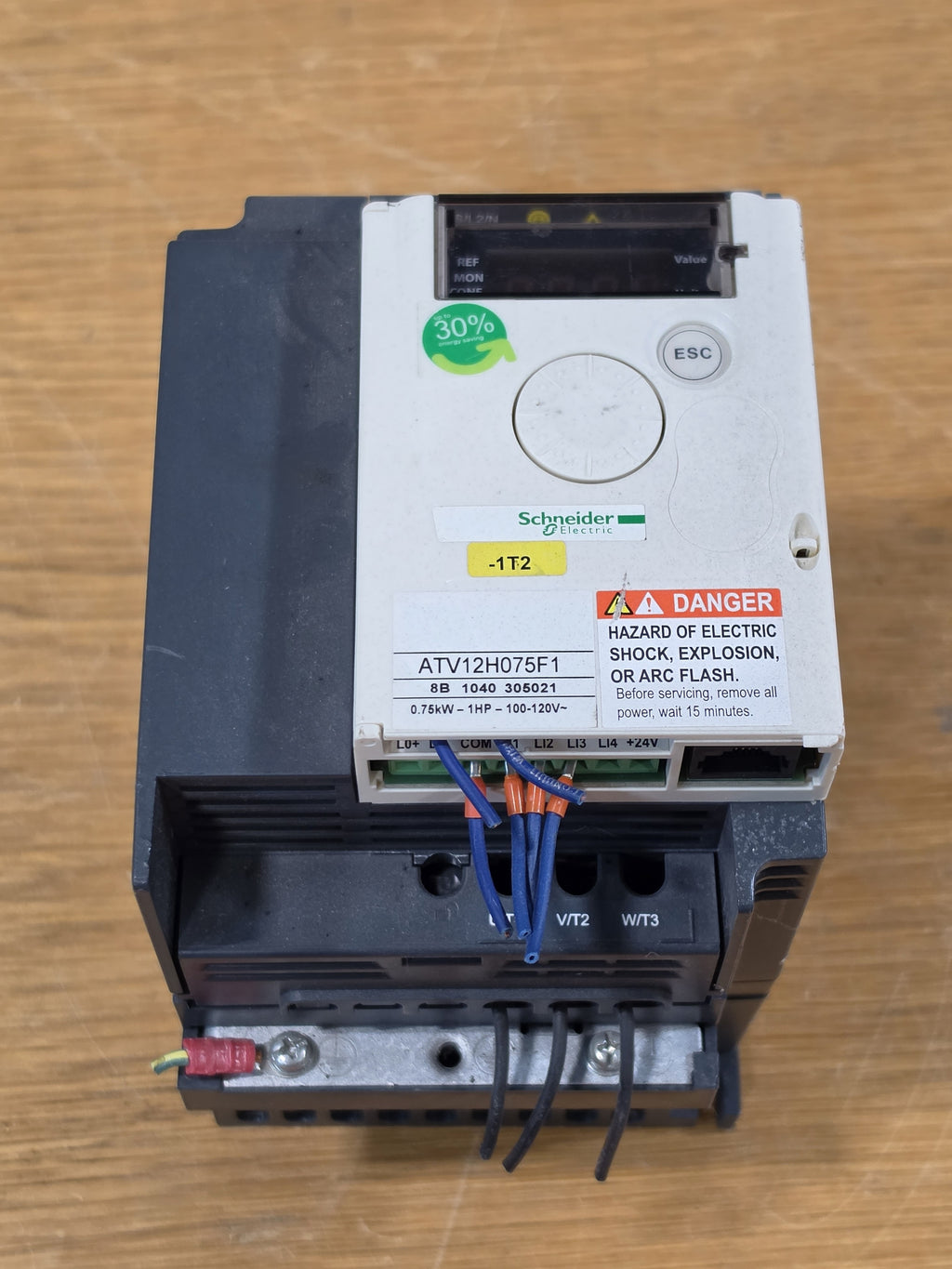 Schneider Electric Altivar ATV12H075F1 0.75kW 1HP 100-120V Variable Frequency Dr