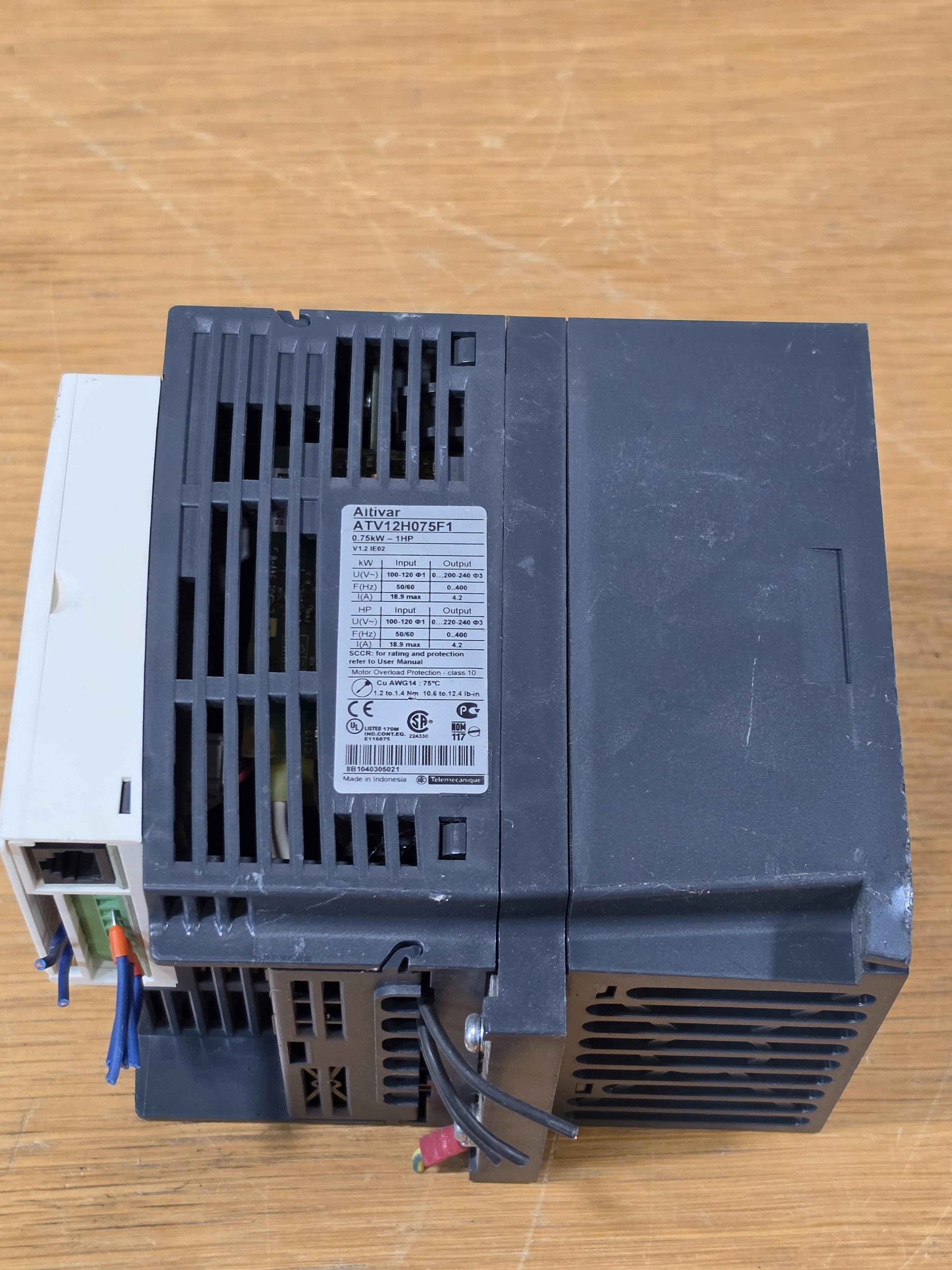 Schneider Electric Altivar ATV12H075F1 0.75kW 1HP 100-120V Variable Frequency Dr