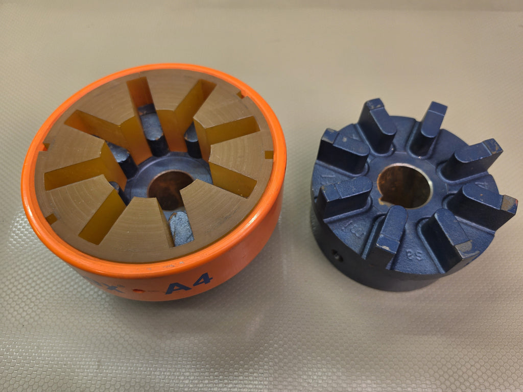 SAMIFLEX A4, 2-3/8" X 2-1/2" WITH 5/8" KEY WAY FLEX COUPLING