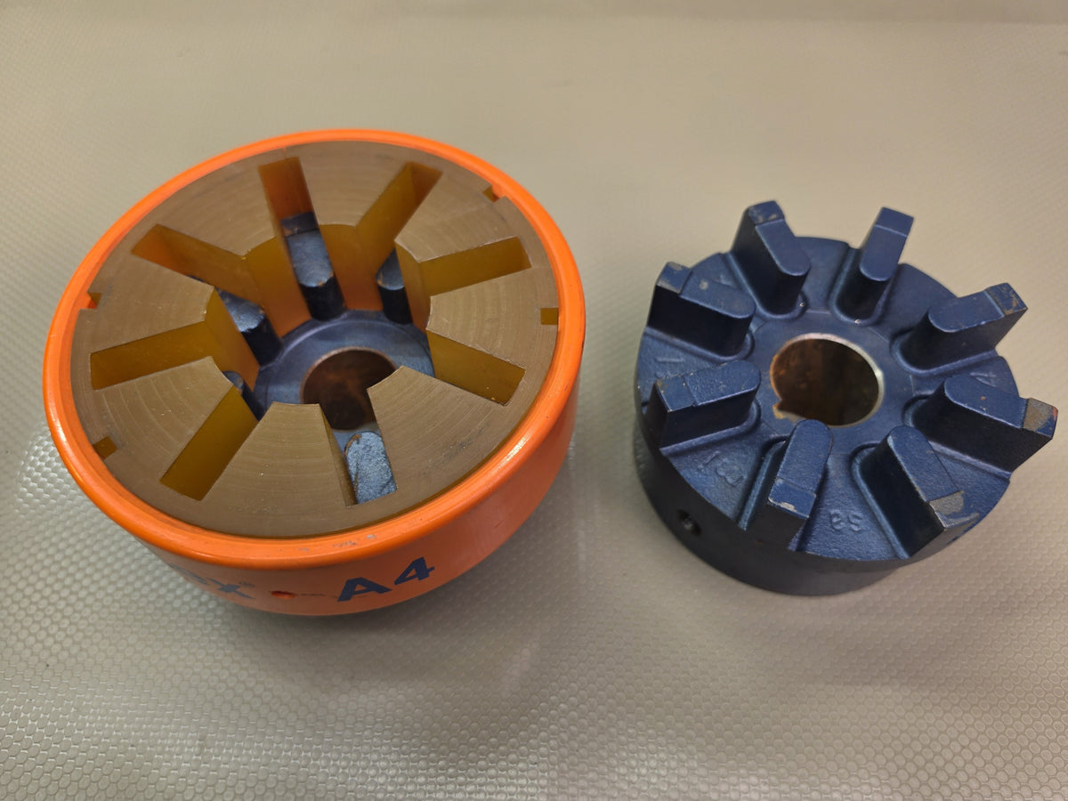 SAMIFLEX A4, 2-3/8" X 2-1/2" WITH 5/8" KEY WAY FLEX COUPLING