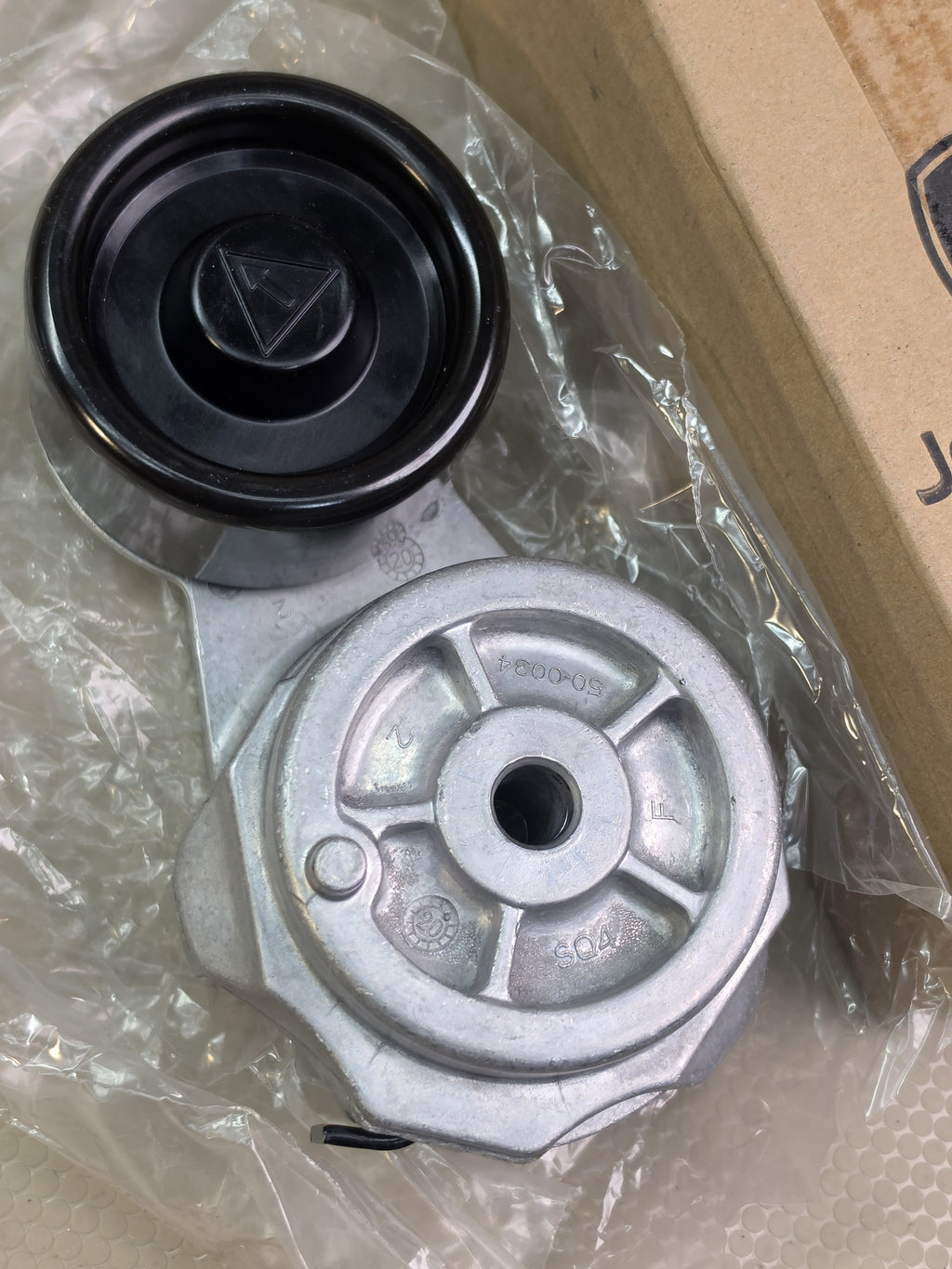 JOHN DEERE RE548027 Engine Auxiliary Drive Belt Tensioner Pulley New OEM