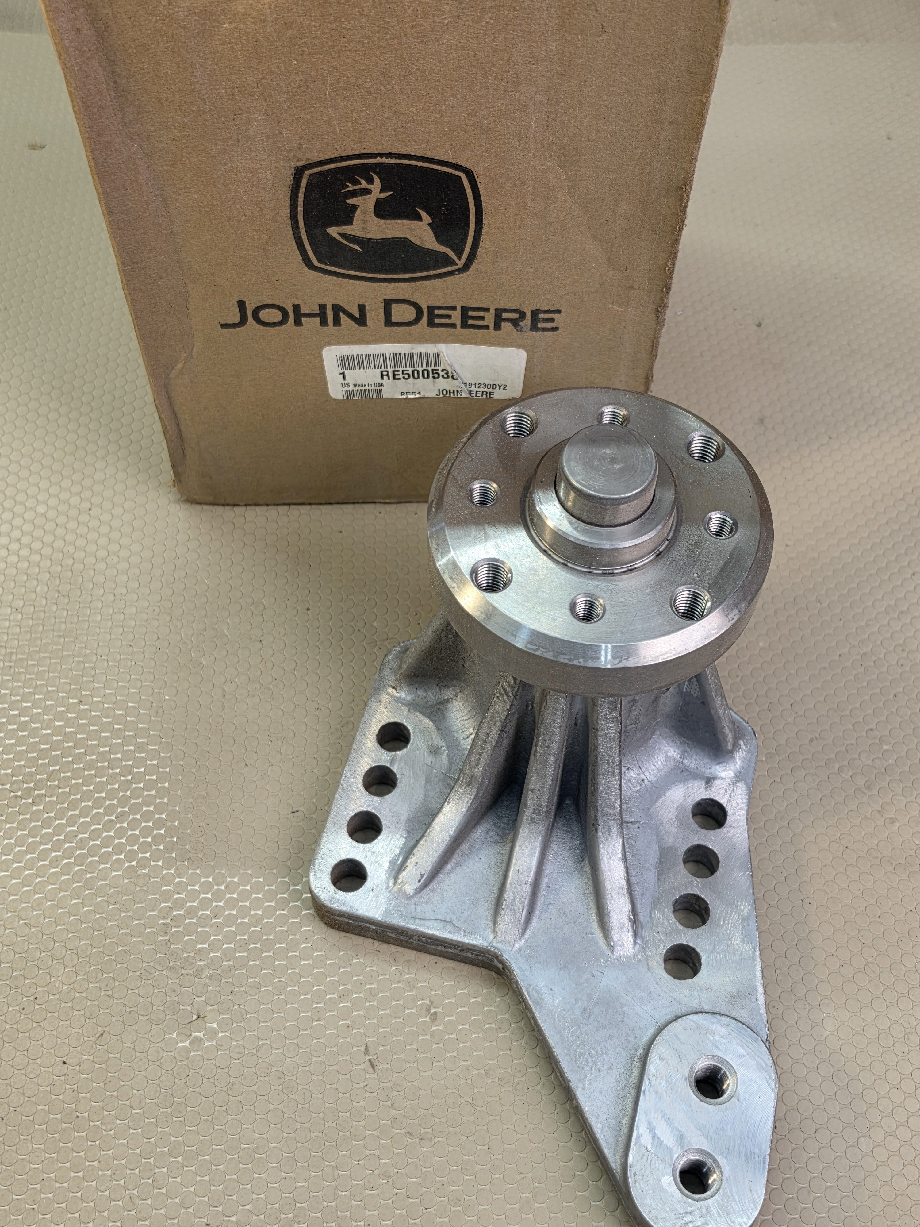 John Deere Genuine RE500538 Fan Mount Assembly
