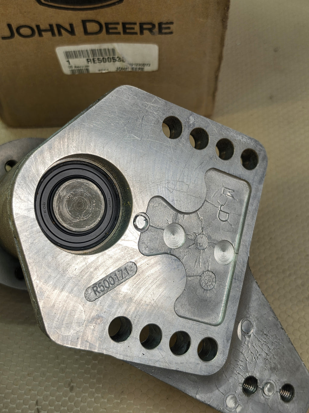 John Deere Genuine RE500538 Fan Mount Assembly