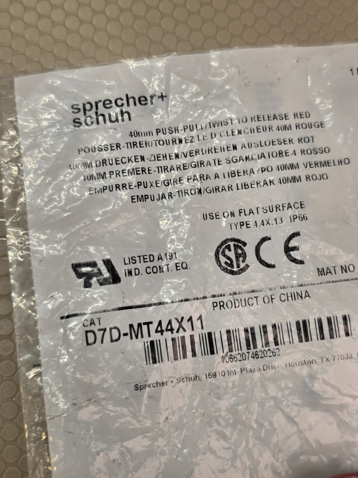 Sprecher+Schuh D7D-MT44X11 40mm Red E-Stop Pushbutton 1NO/1NC