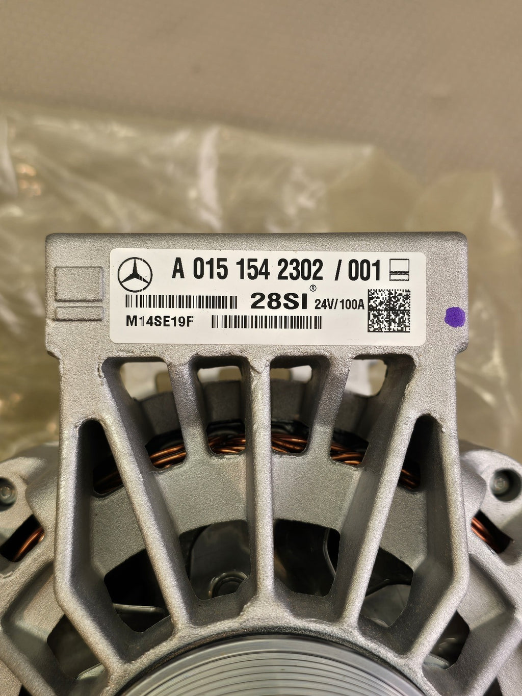 Mercedes-Benz A 015 154 2302 Alternator 28SI 24V 100A M14SE19F New