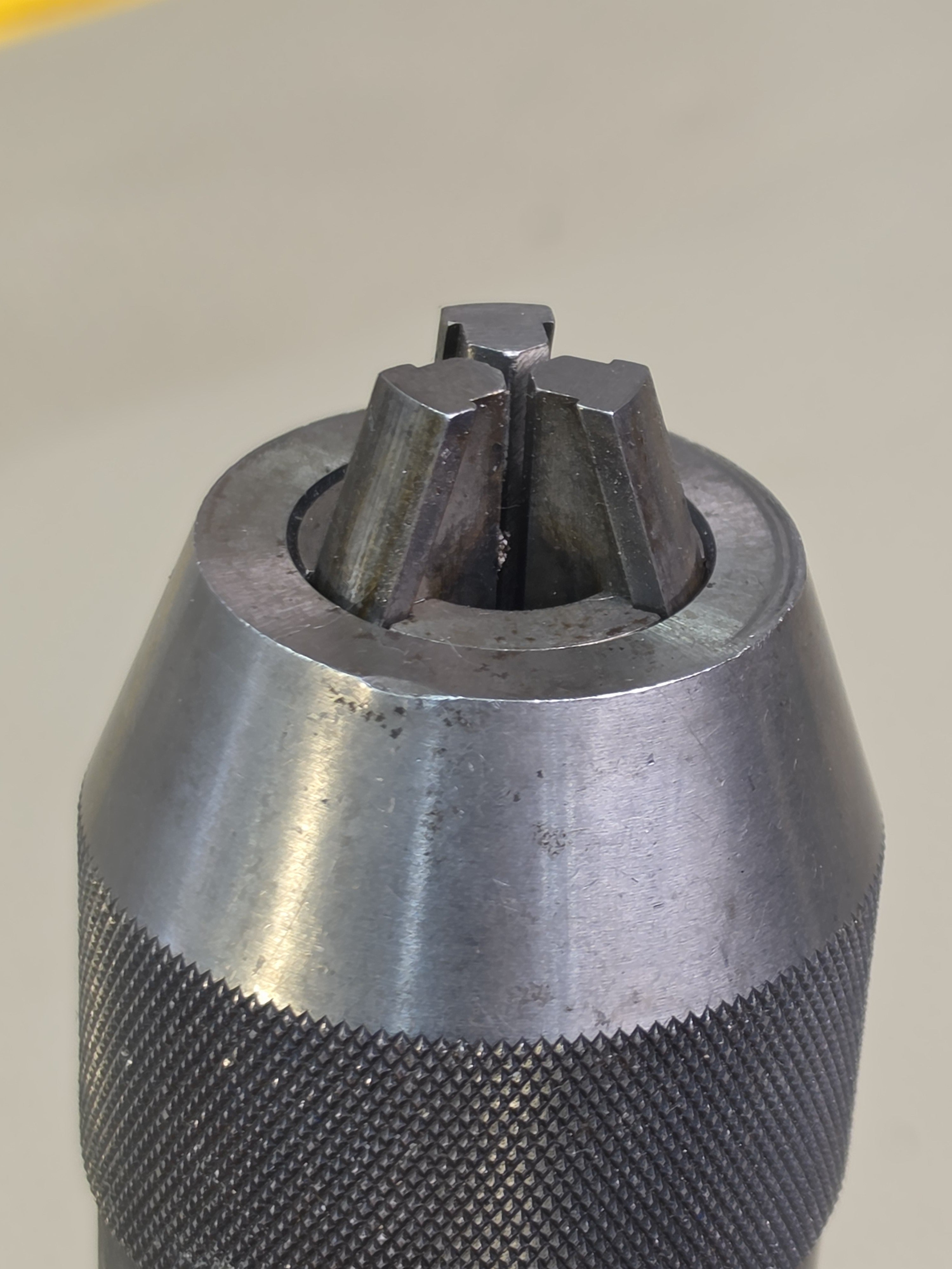 ALBRECHT Keyless Drill Chuck 1/8-5/8" Capacity with Tapered Shank