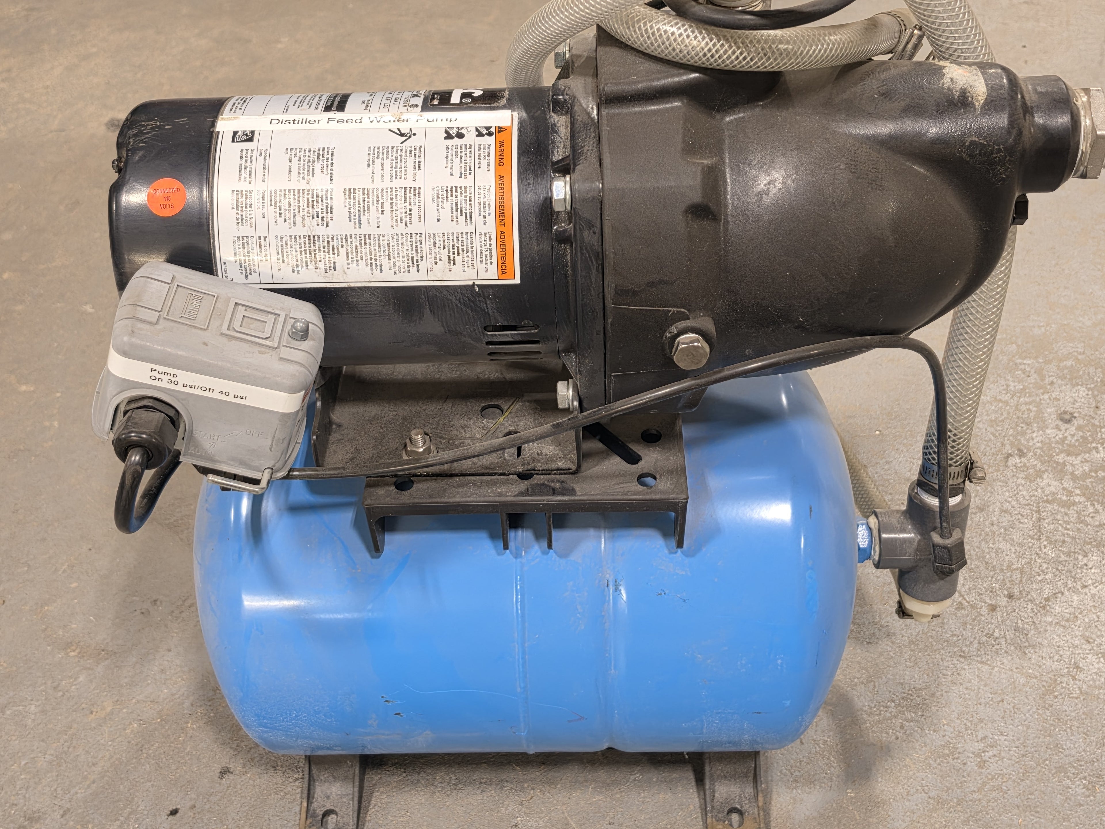 Flotec FP4012-10 1/2 HP Shallow Well Jet Pump w/ Flexcon PJR 20S 2.9 Gal Tank