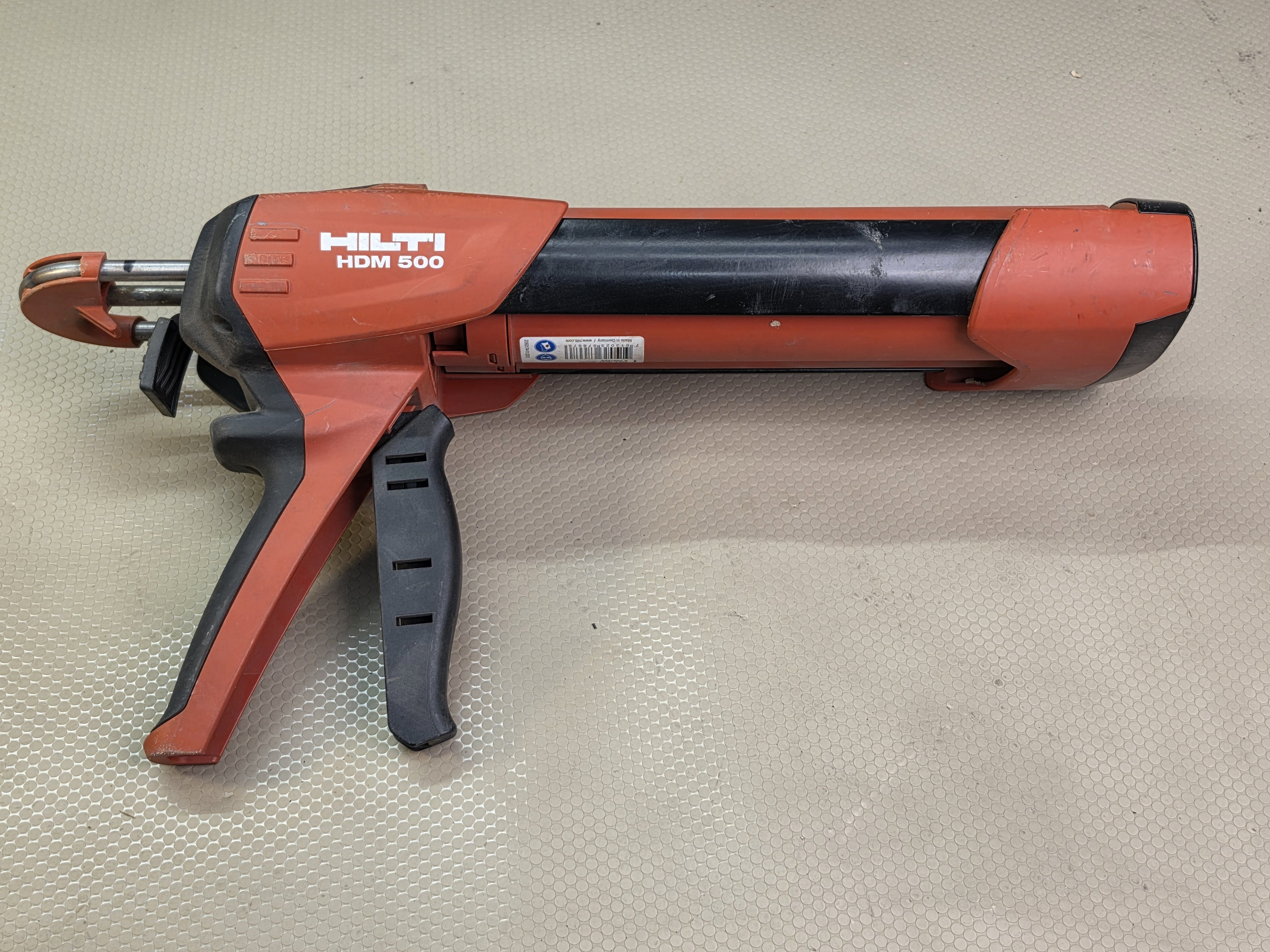 Hilti HDM 500 Manual Adhesive Dispenser Caulk Gun Epoxy Applicator Tool