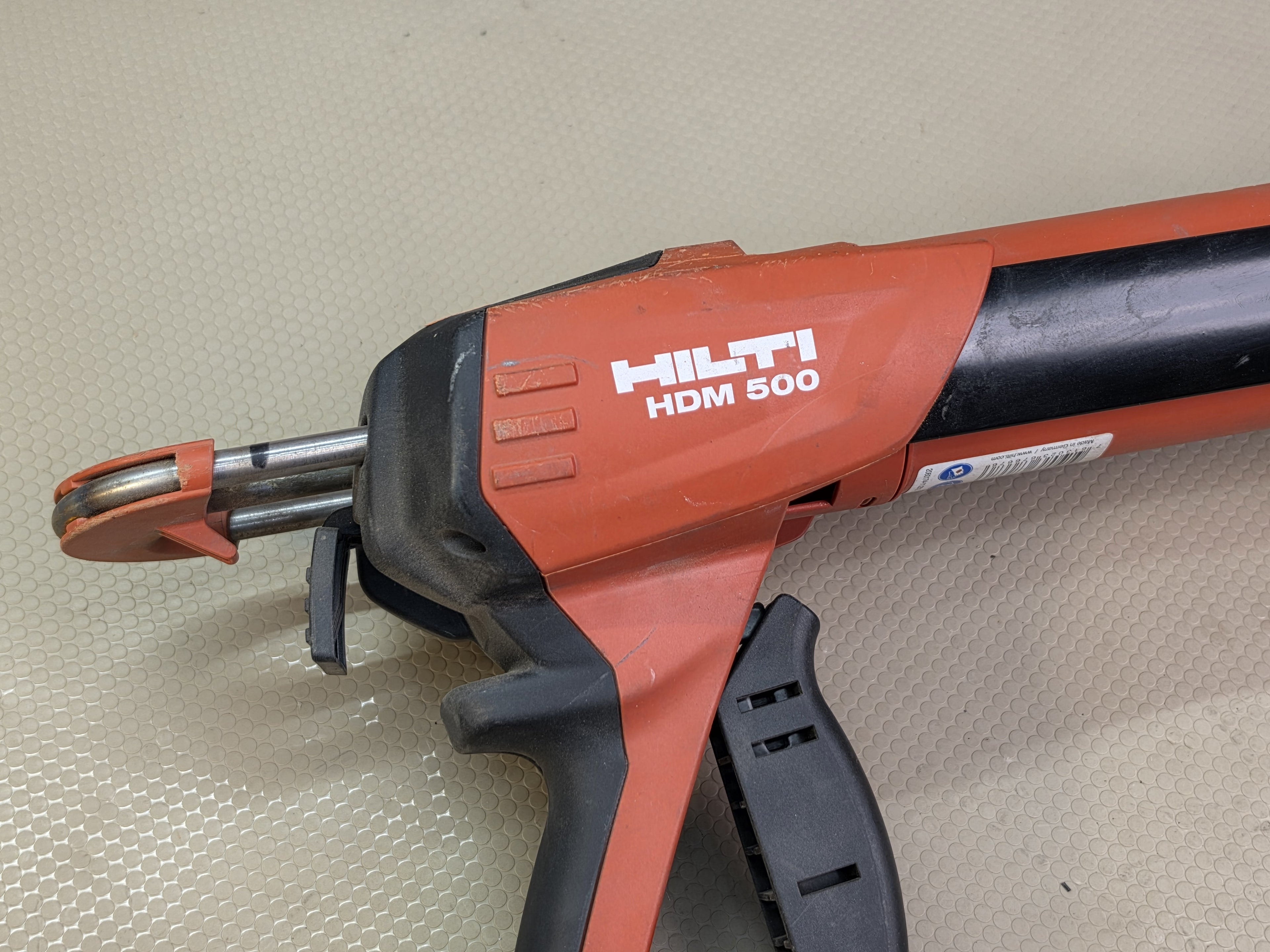 Hilti HDM 500 Manual Adhesive Dispenser Caulk Gun Epoxy Applicator Tool