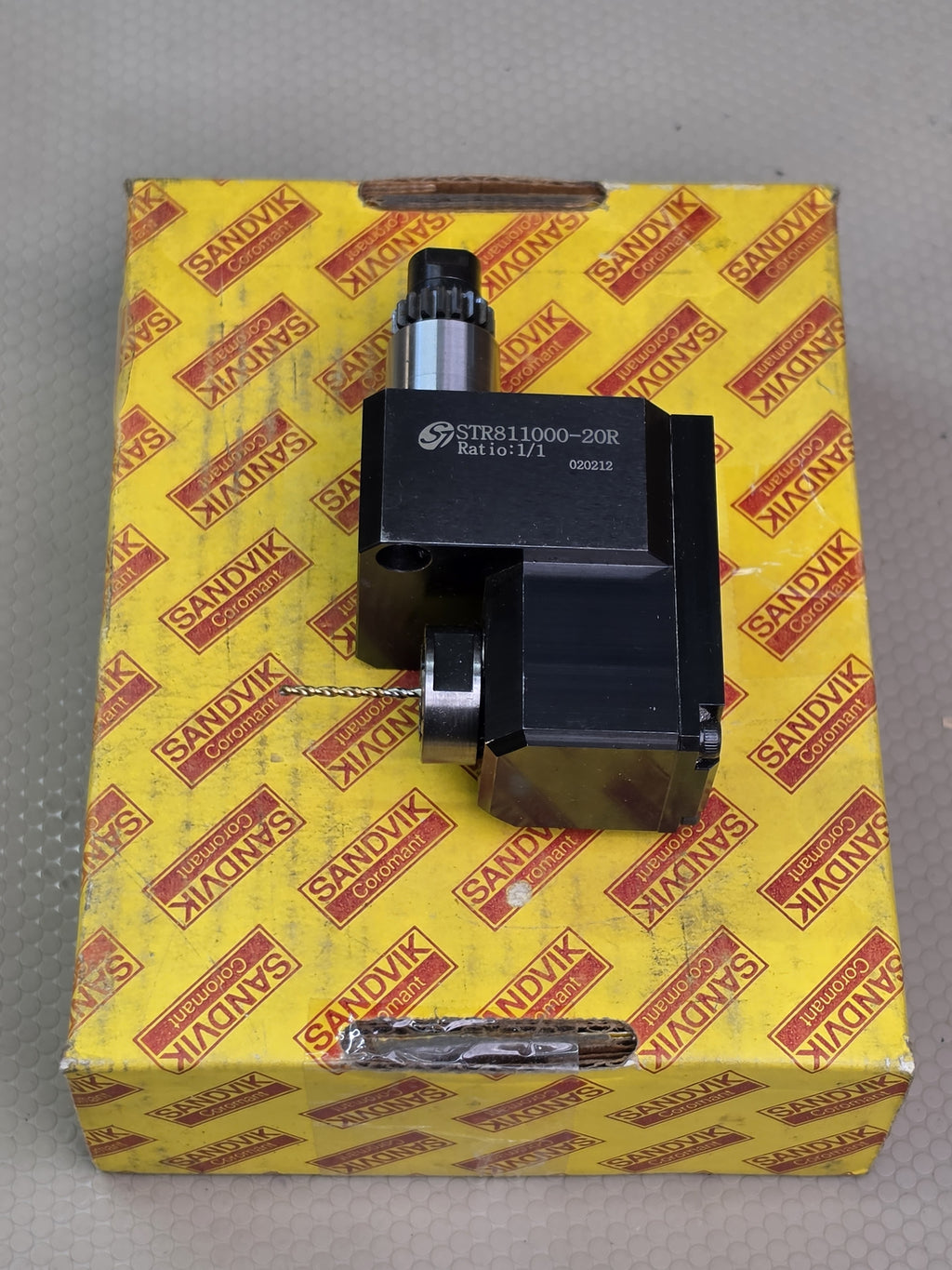 Sandvik Coromant STR811000-20R Right Angle Backworking Drill Head Star SR20R