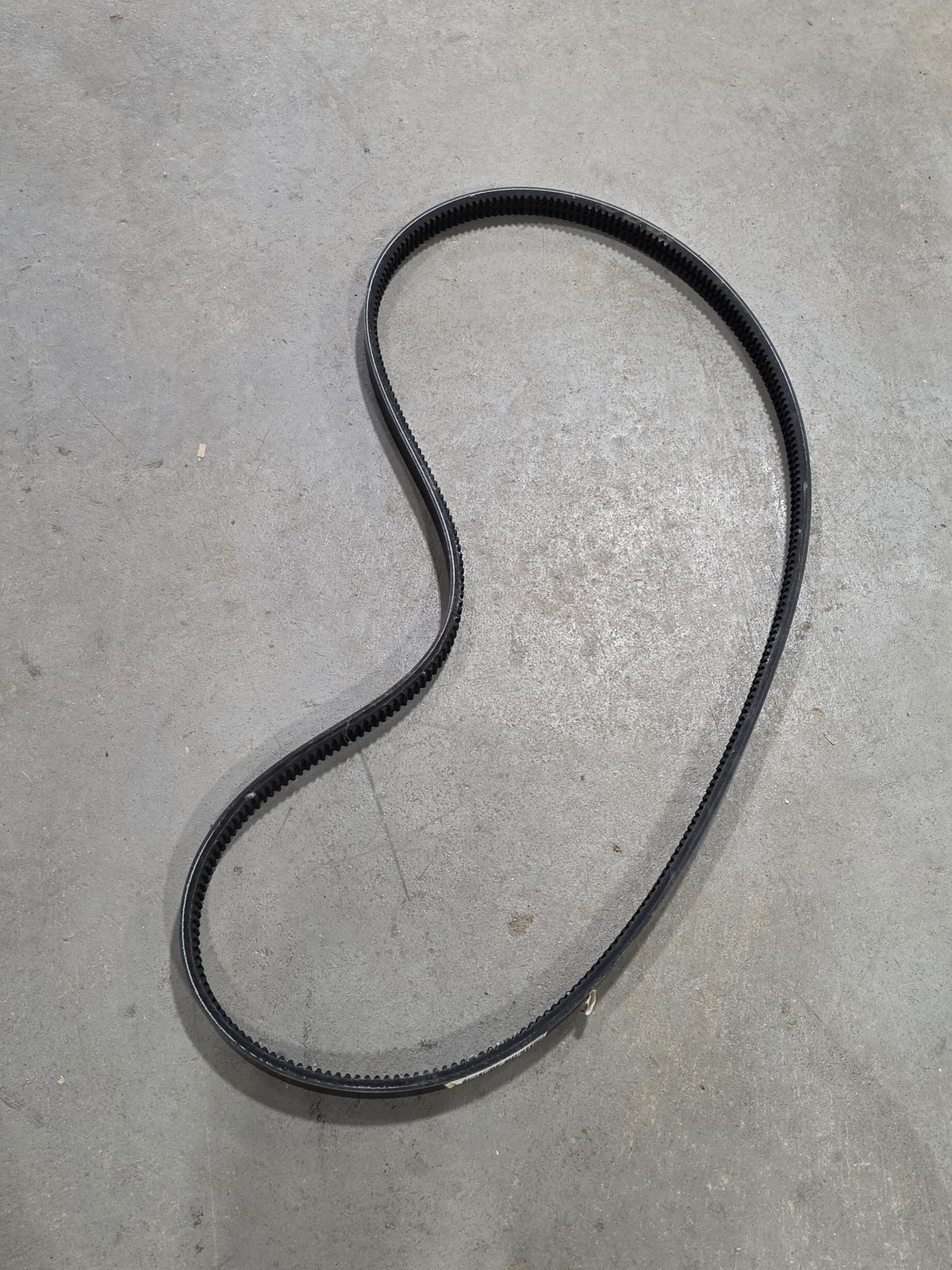 Gillig 53-02222-073 A/C Cogged Drive Belt 1425SS 8325G7NX