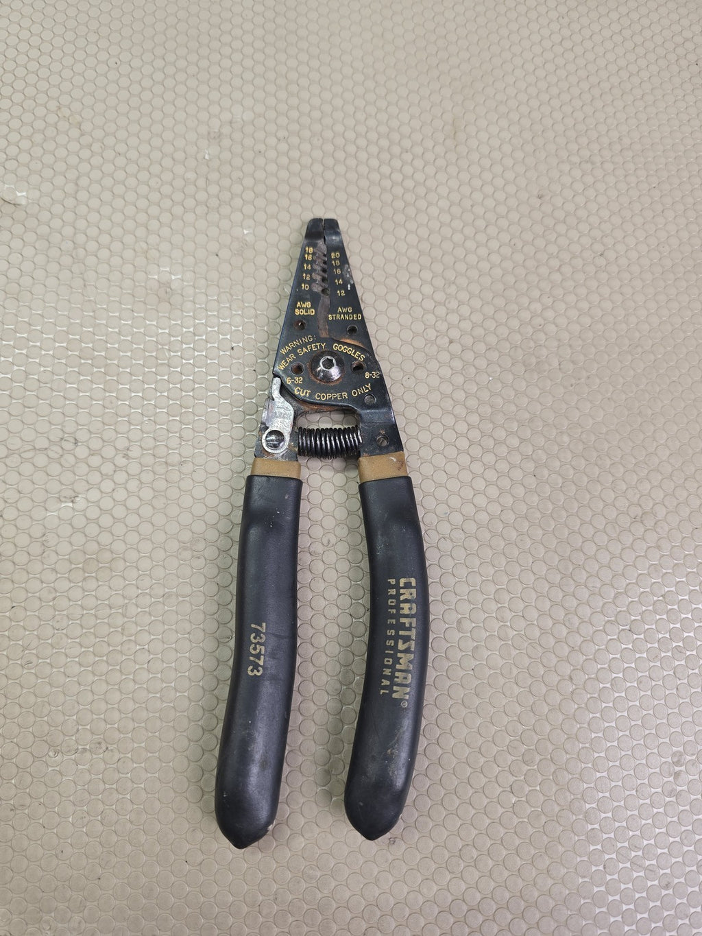 Craftsman 73573 Professional Wire Stripper Cutter Pliers 10-20 AWG USA