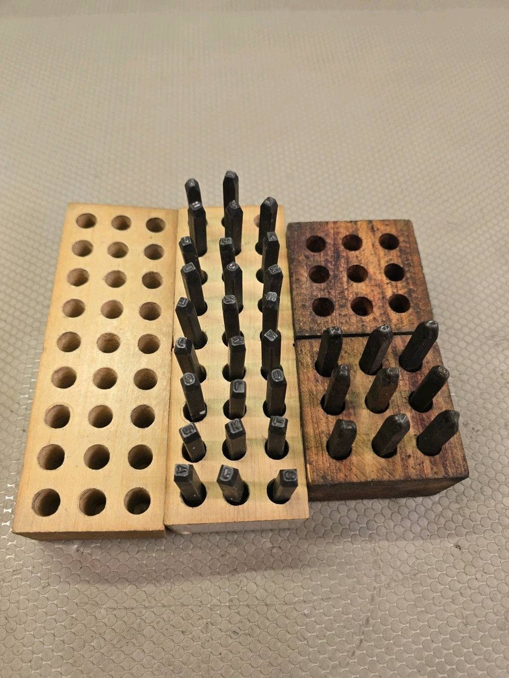 Gruv Grip USA 3/32" Steel Letter Stamp Punch Set A-Z & Period
