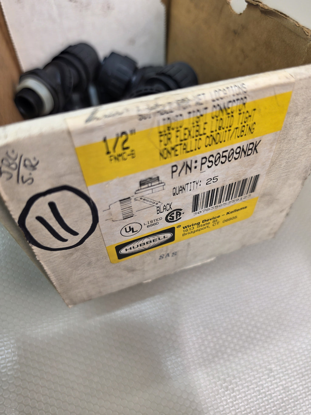 Hubbell PS0509NBK 1/2" SwivelLok Liquidtight Connector Black *Lot of 11*