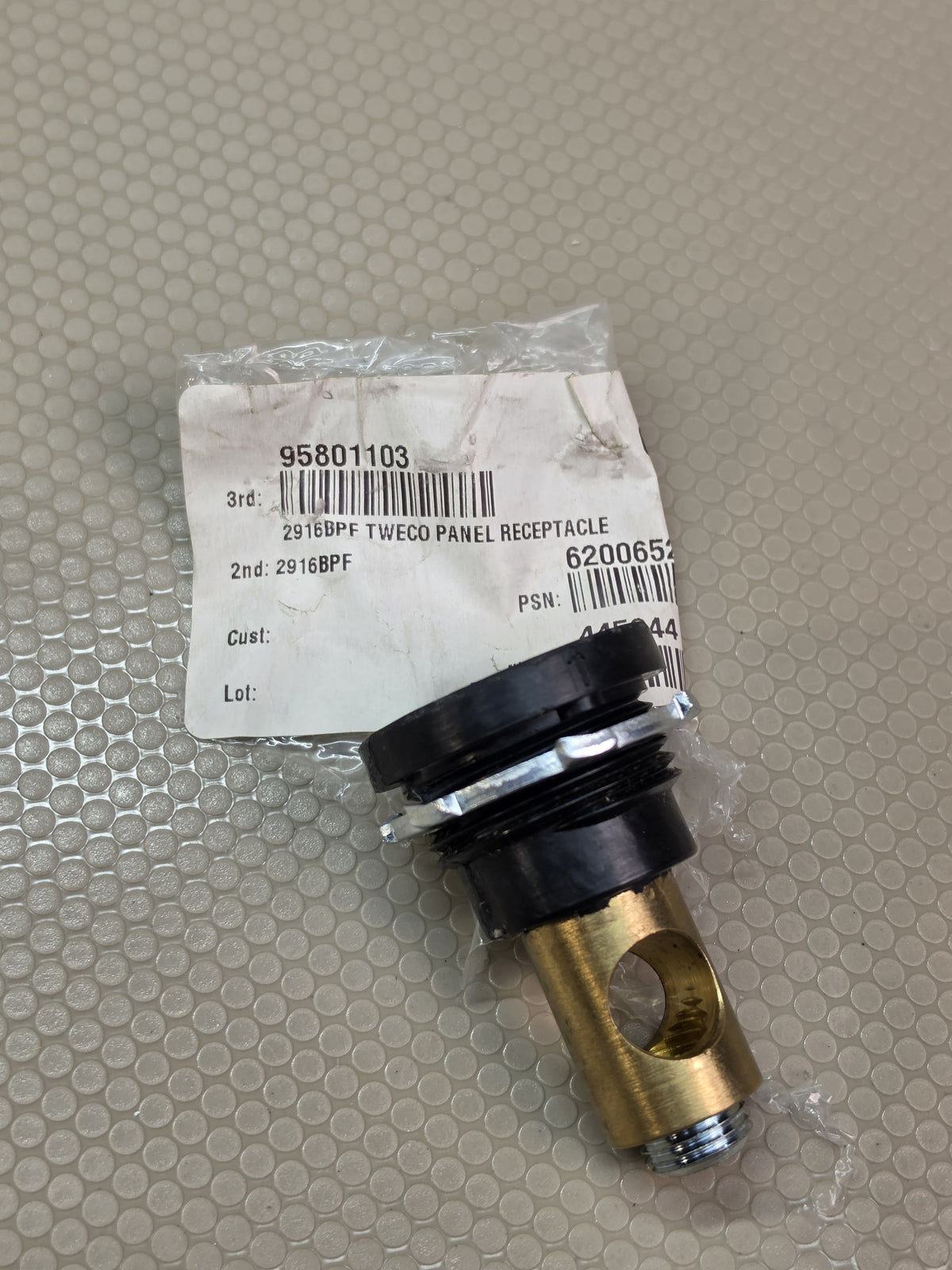 Tweco 2916-BPF 95801103 300A Panel Receptacle Welding Connector