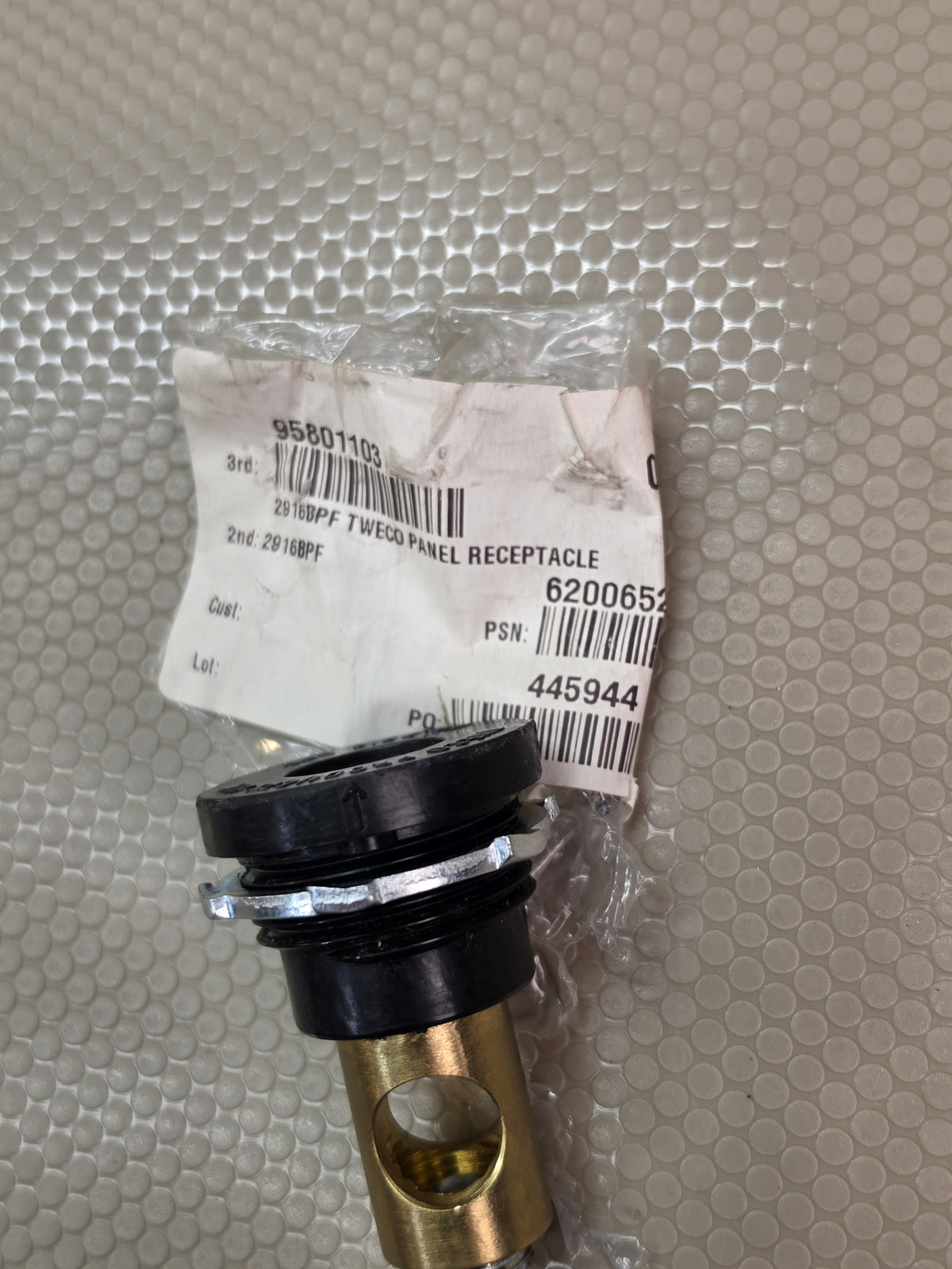 Tweco 2916-BPF 95801103 300A Panel Receptacle Welding Connector