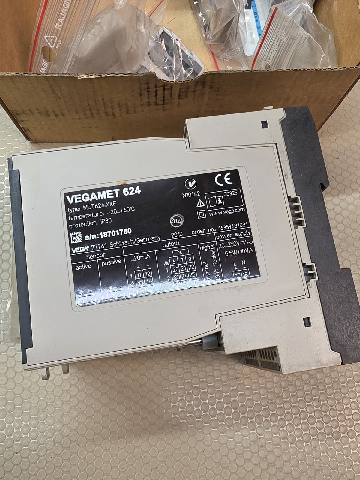 VEGA VEGAMET 624 MET624.XXE Level Display Controller Digital Output IP30 - NEW