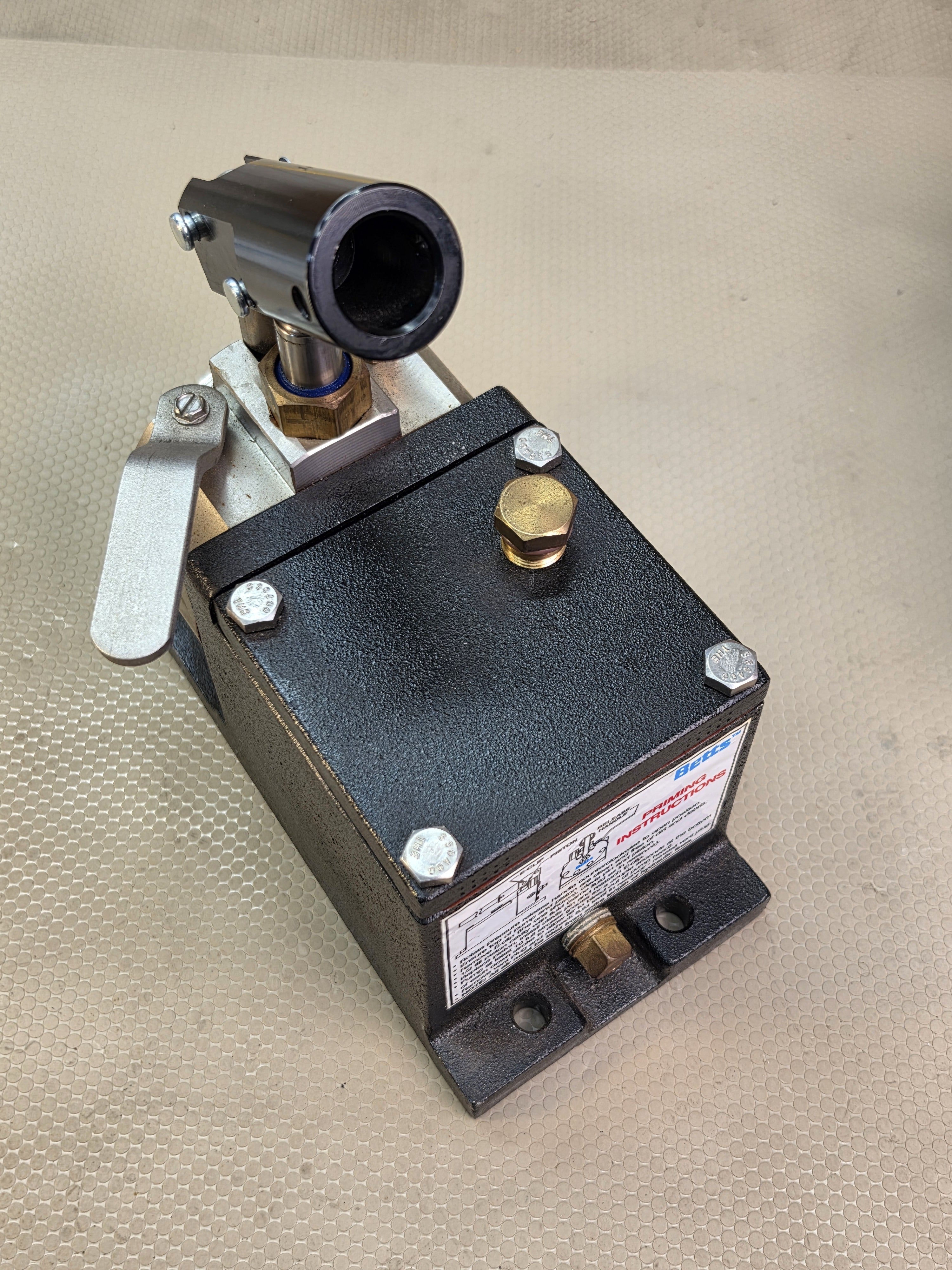 Betts HP46982SL Hydraulic Hand Pump Actuator Valve Trailer