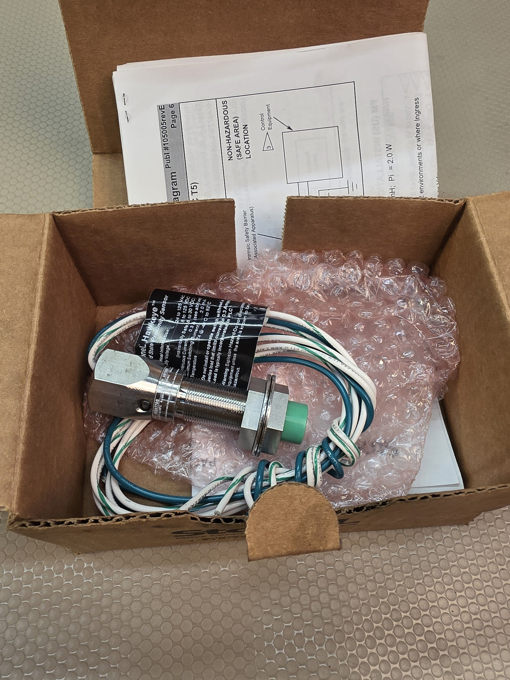 StoneL MA0050014 HK3077SG Hawkeye Proximity Sensor Valve Position Monitor - NEW
