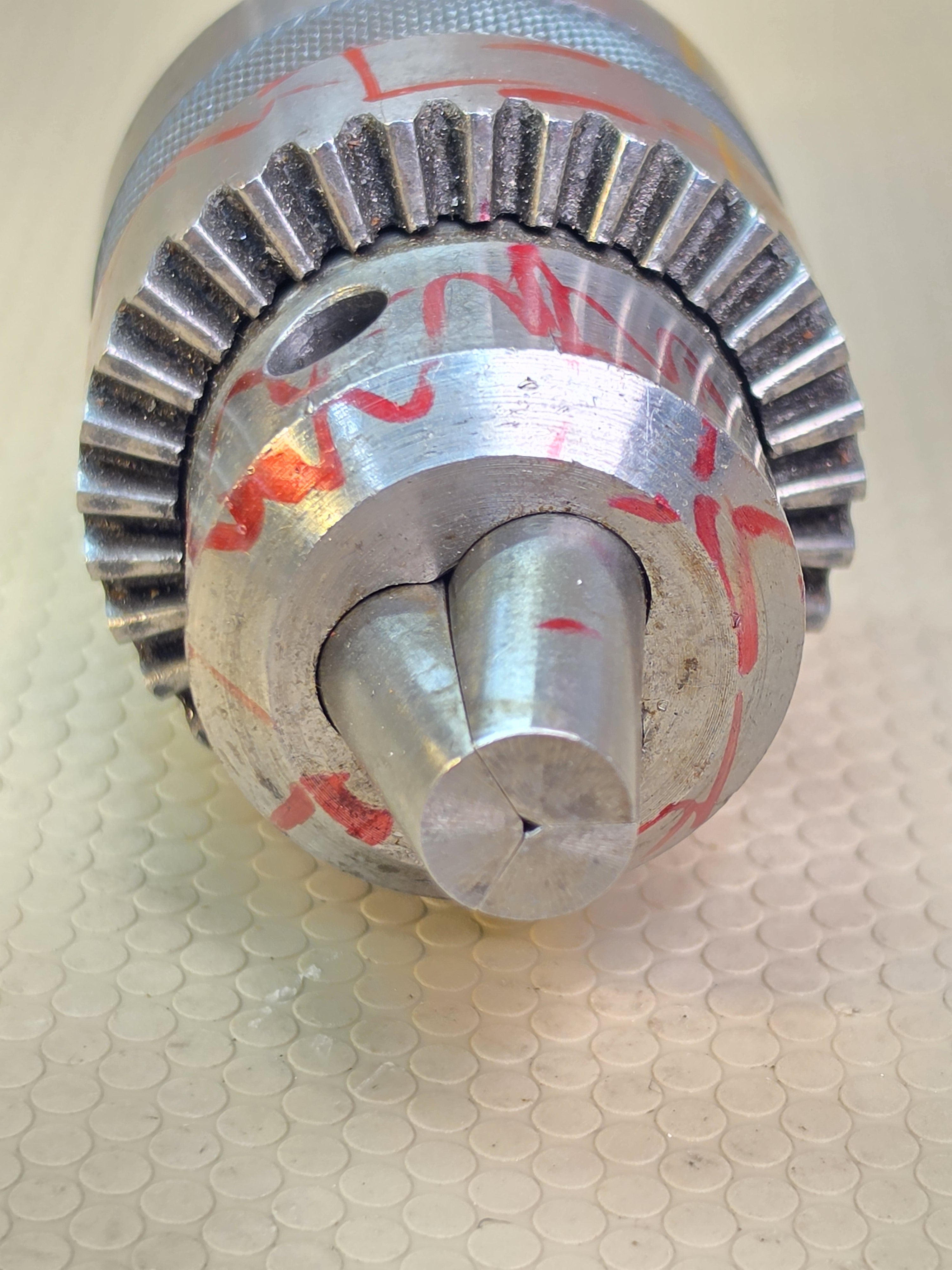 LD 13M JT6 Keyed Drill Chuck on 2MT 6JT