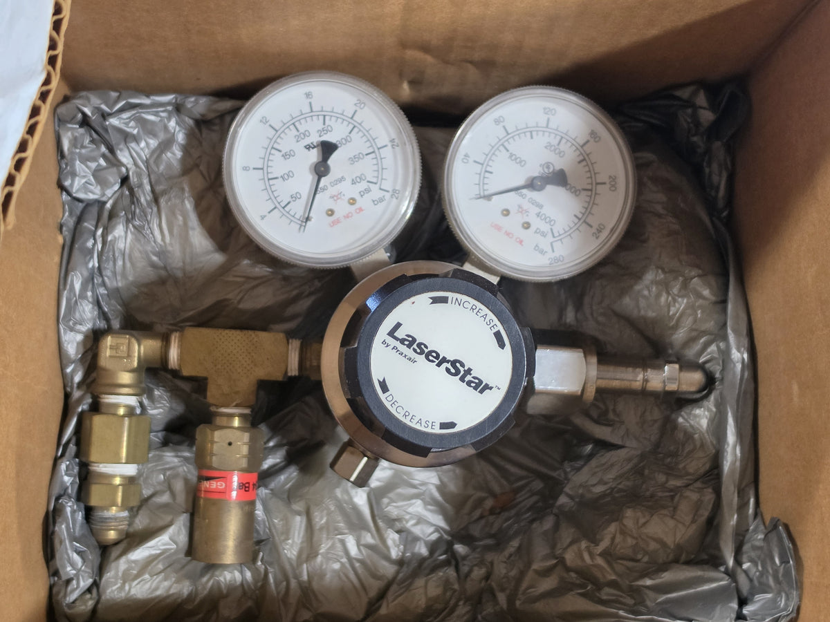 CONCOA 8065267-82-1 LaserStar Oxygen Regulator 0-200 PSI CGA540
