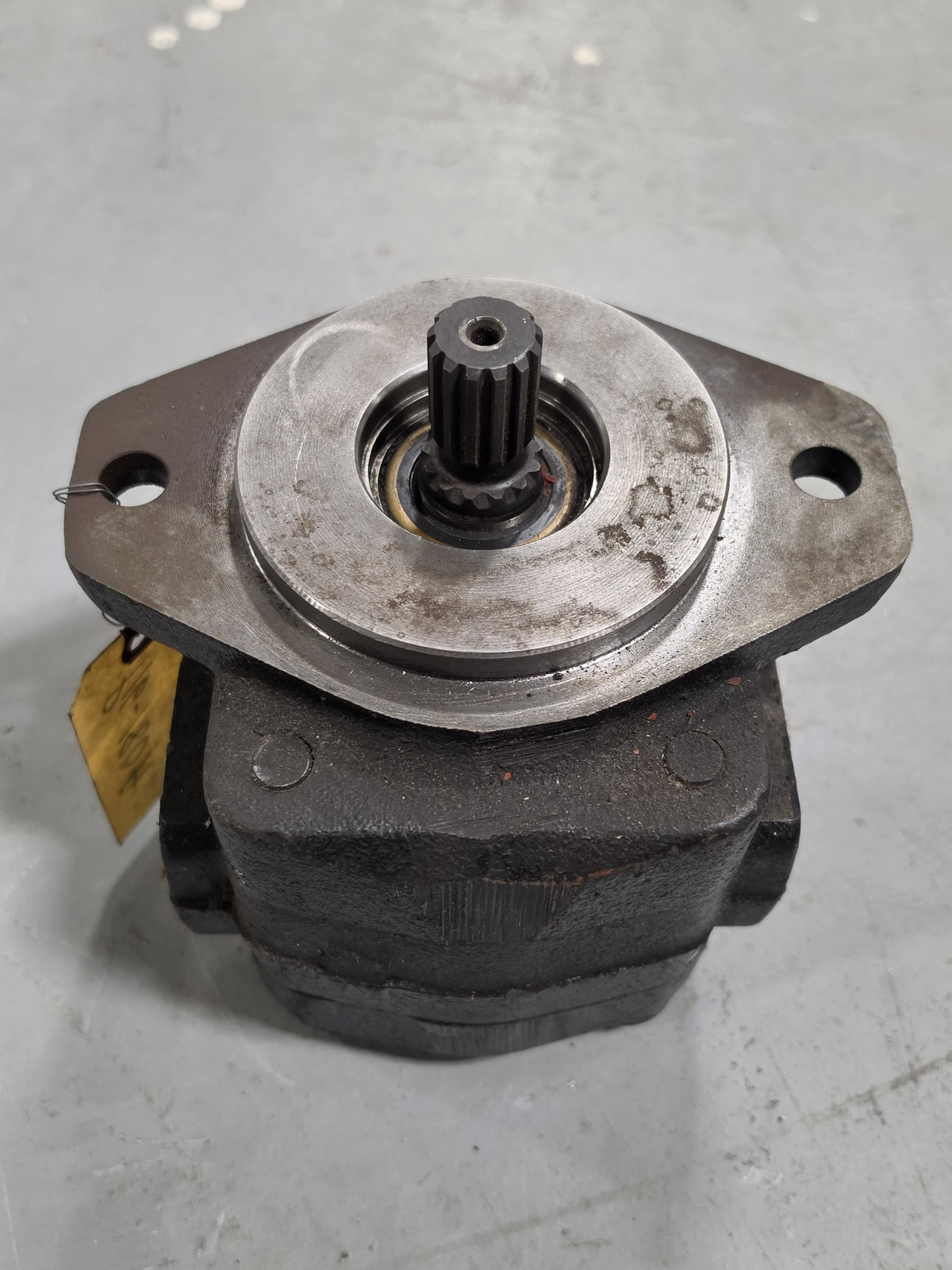 Parker Commercial Intertech 308-9113-258 Hydraulic Gear Pump 2.96 CI SAE B 13T