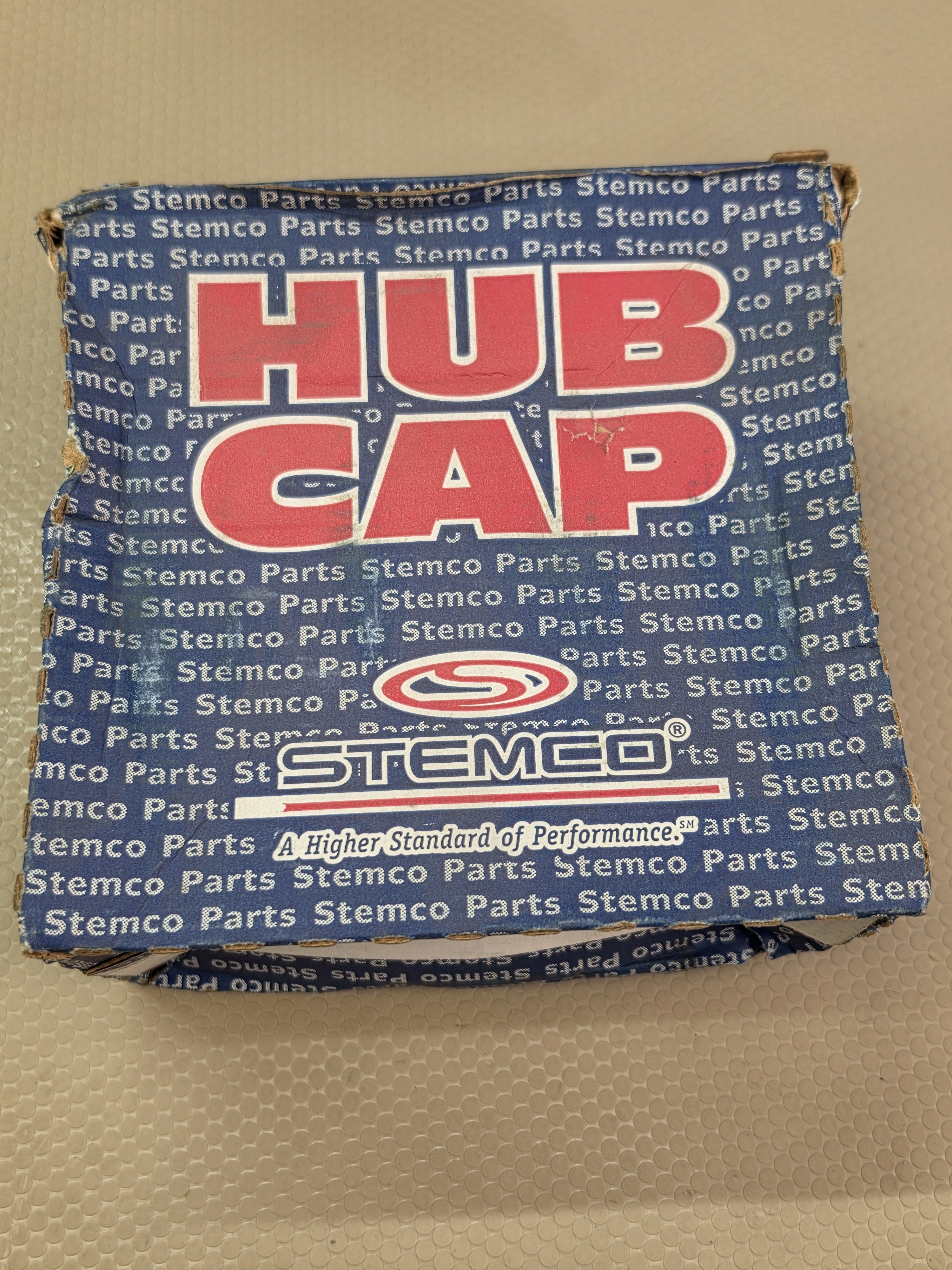 New Stemco 340-4009 Truck Trailer Hub Cap H321