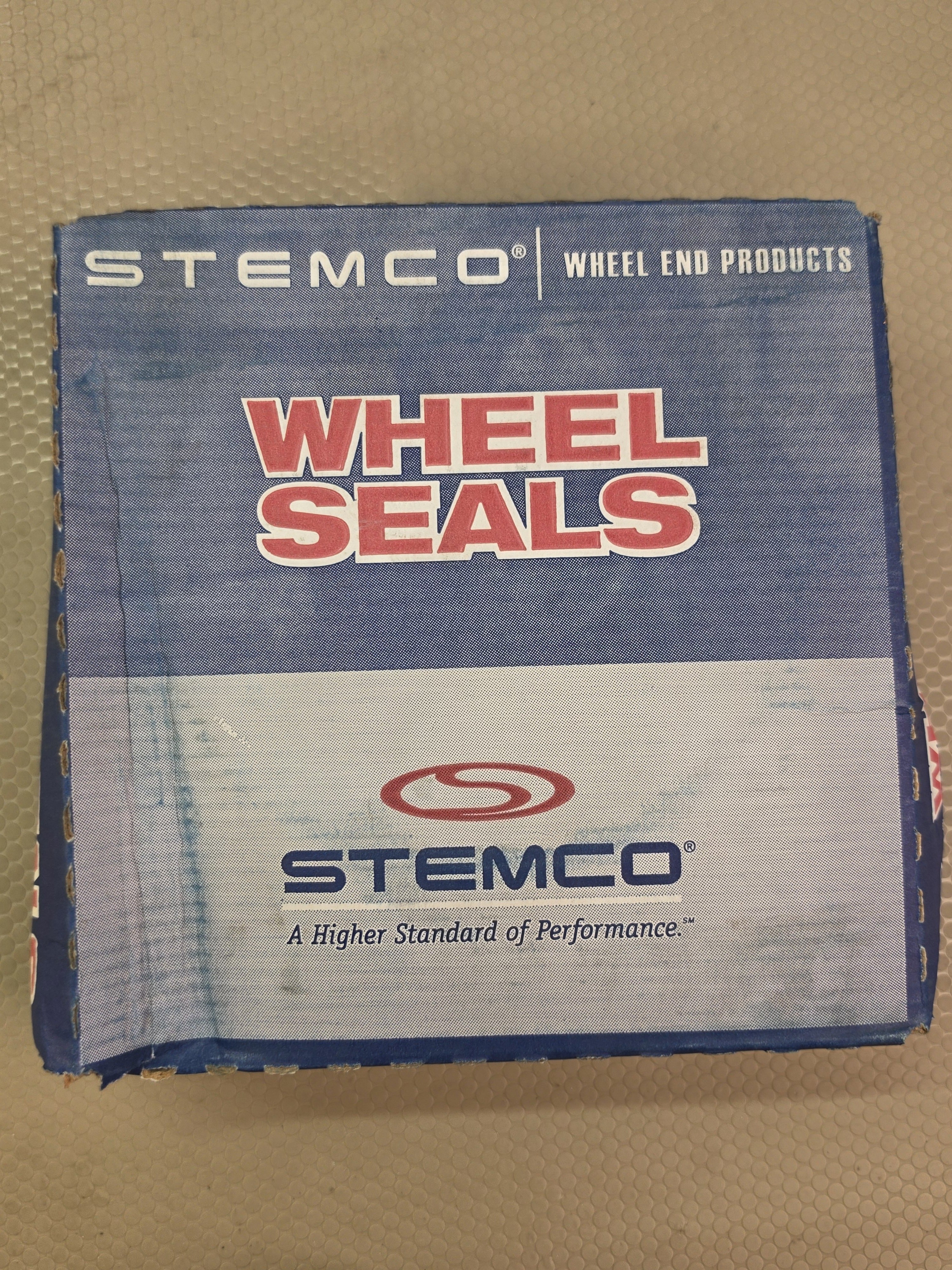STEMCO 372-7099 Wheel Seal Heavy Duty Truck Trailer New