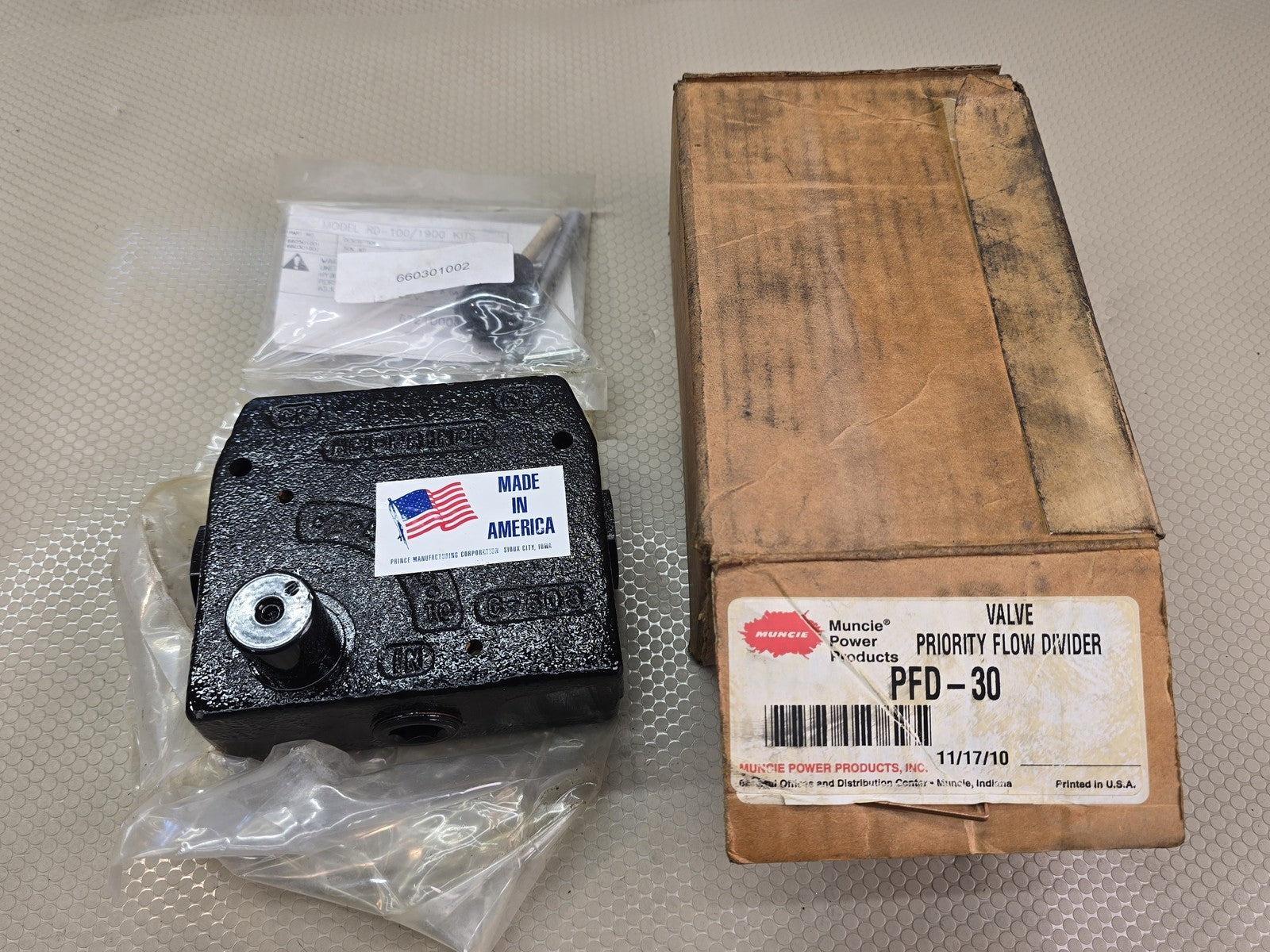NEW Muncie PFD-30 Prince RD-300 Hydraulic Priority Flow Divider Valve 30 PRINCE