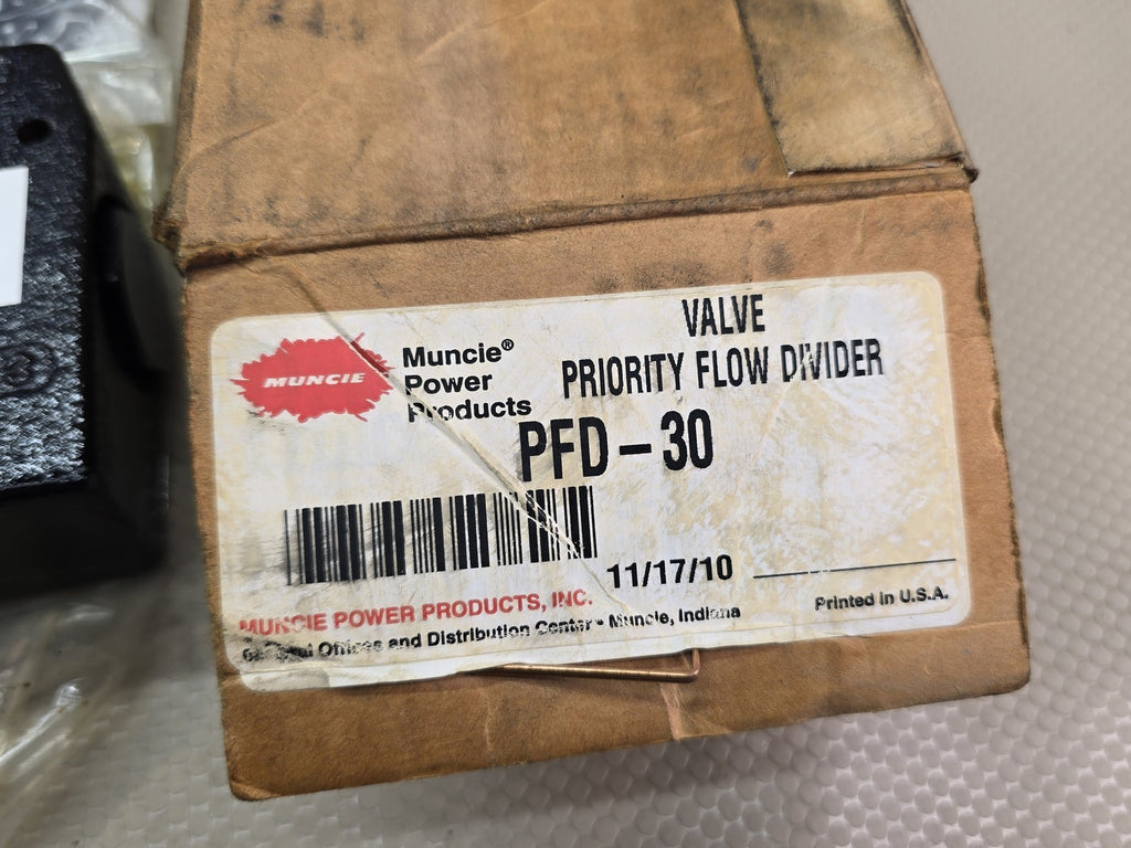 NEW Muncie PFD-30 Prince RD-300 Hydraulic Priority Flow Divider Valve 30 PRINCE