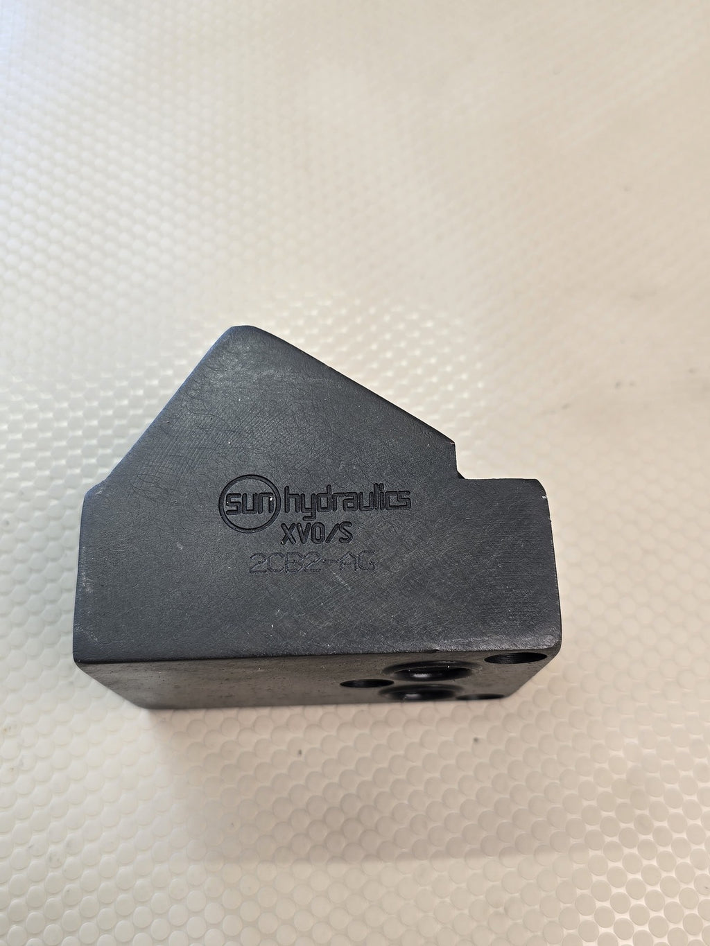 Sun Hydraulics 2082-A6 XV0/S Hydraulic Manifold Block